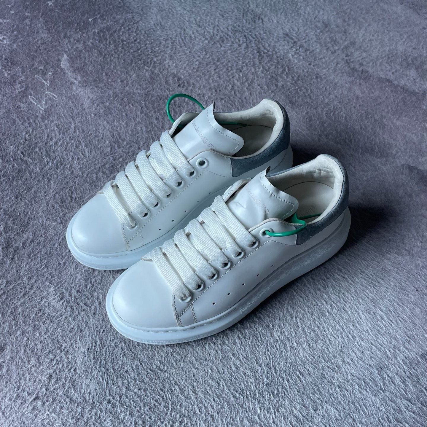 Alexander McQueen Alexander McQueen White Lowtop Sneakers 37 Women Size US 6.5 / IT 36.5 - 1 Thumbnail