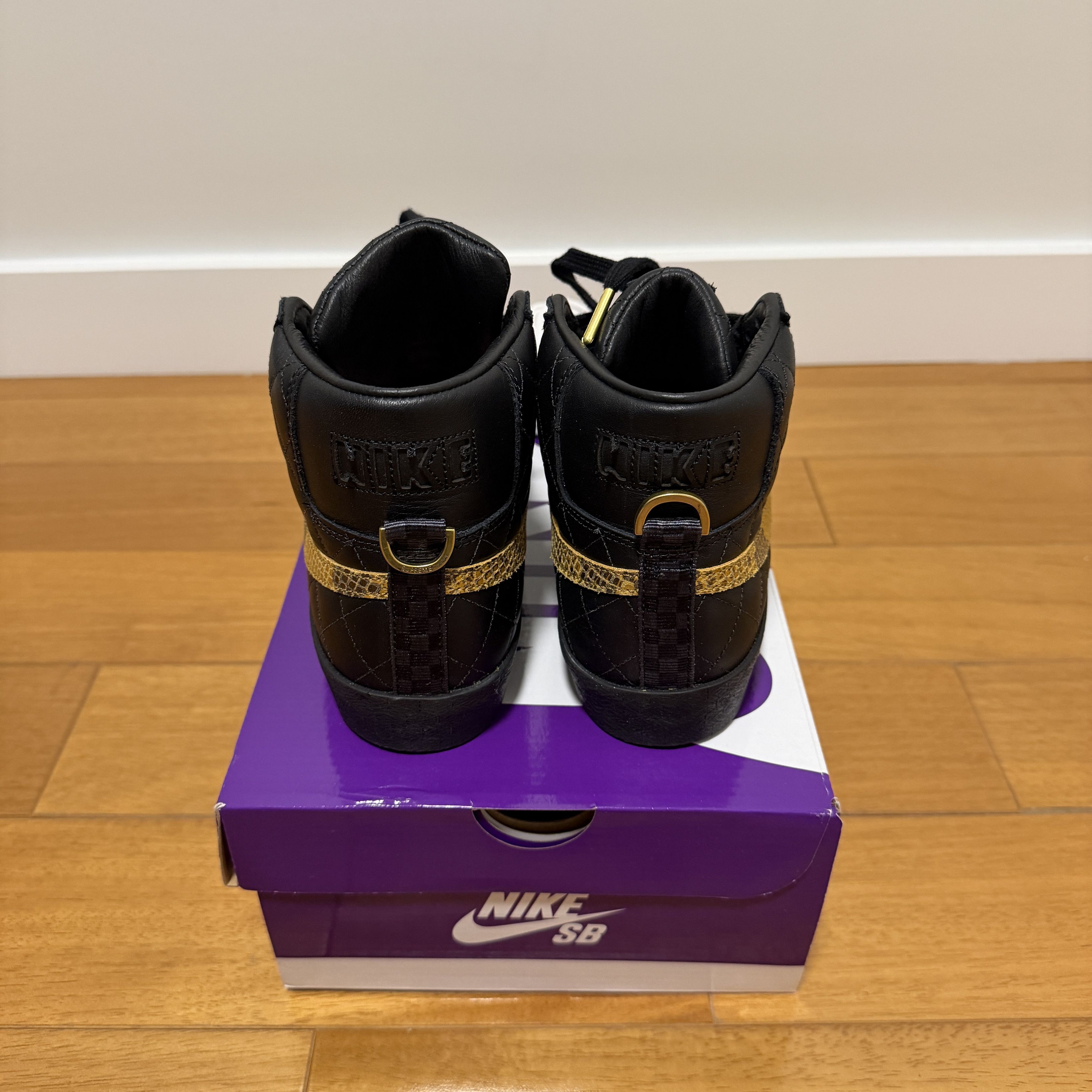 Supreme SUPREME NIKE SB BLAZER MID QS Size US 7 / EU 40 - 4 Thumbnail