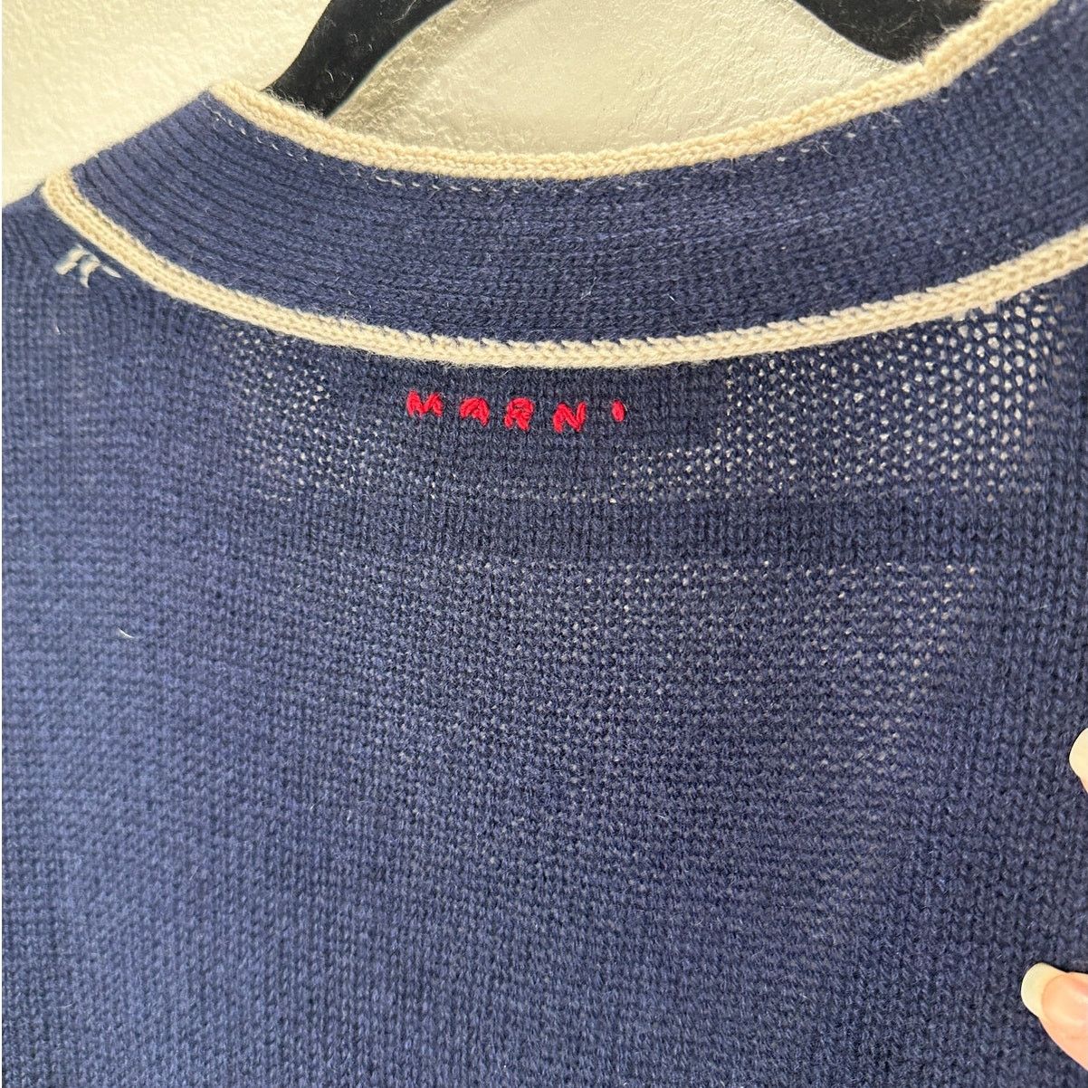 Marni Marni Navy Cream Whip Stitch V-Neck Button Cardigan 42 / XL Size XL / US 12-14 / IT 48-50 - 7 Thumbnail