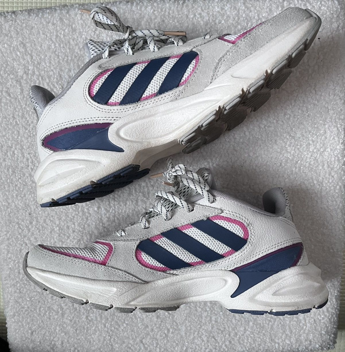 Adidas Adidas 90s Valasion Sneakers – Retro Running Style Size US 8.5 / IT 38.5 - 6 Thumbnail