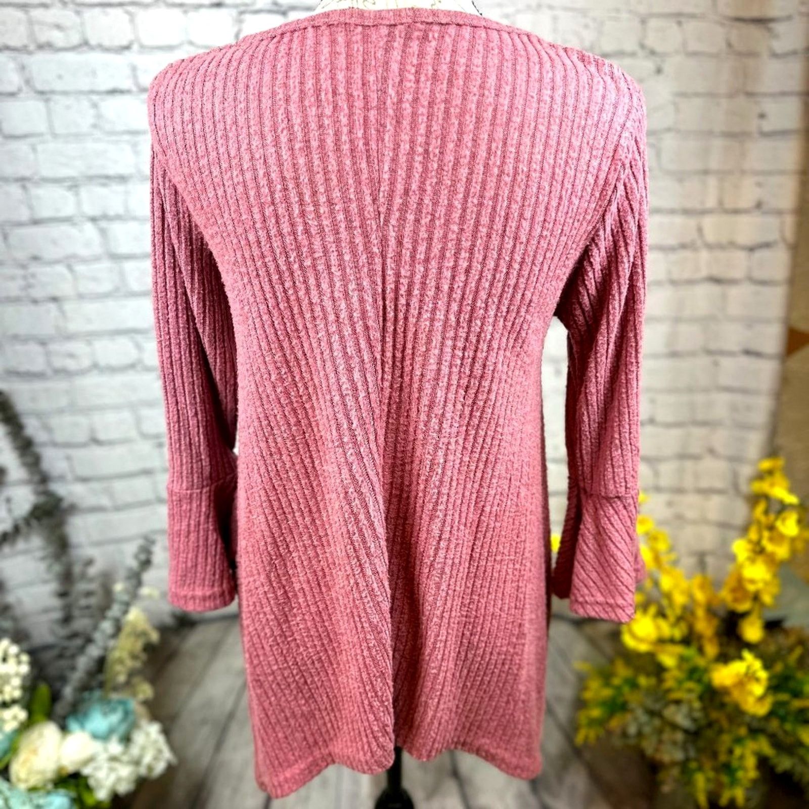 Other Love by Chesley Scoop Neck, Bell Sleeves Sweater - size M Size M / US 6-8 / IT 42-44 - 9 Thumbnail