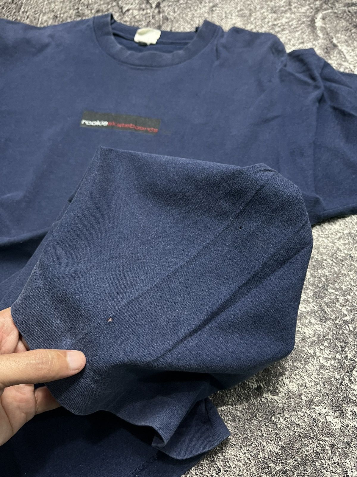 Vintage Vintage Rookie Skateboard.NYC Navy T-Shirts Size US L / EU 52-54 / 3 - 4 Thumbnail