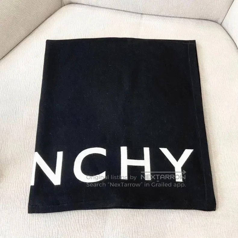 Givenchy Givenchy Black and White Double-Sided Wool Blanket Size ONE SIZE - 3 Thumbnail