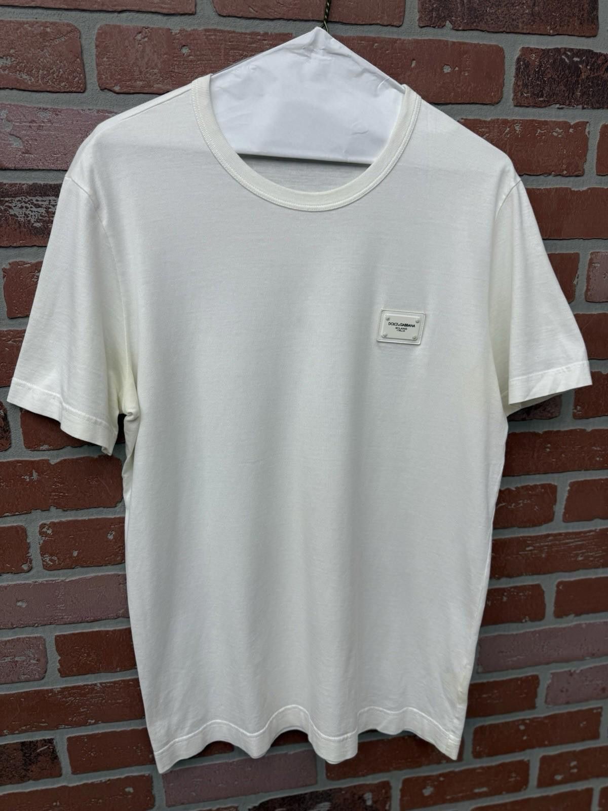 Dolce & Gabbana Dolce & Gabbana Plaque T-shirt D&G - White Size 50 Mens Size US M / EU 48-50 / 2 - 2 Thumbnail