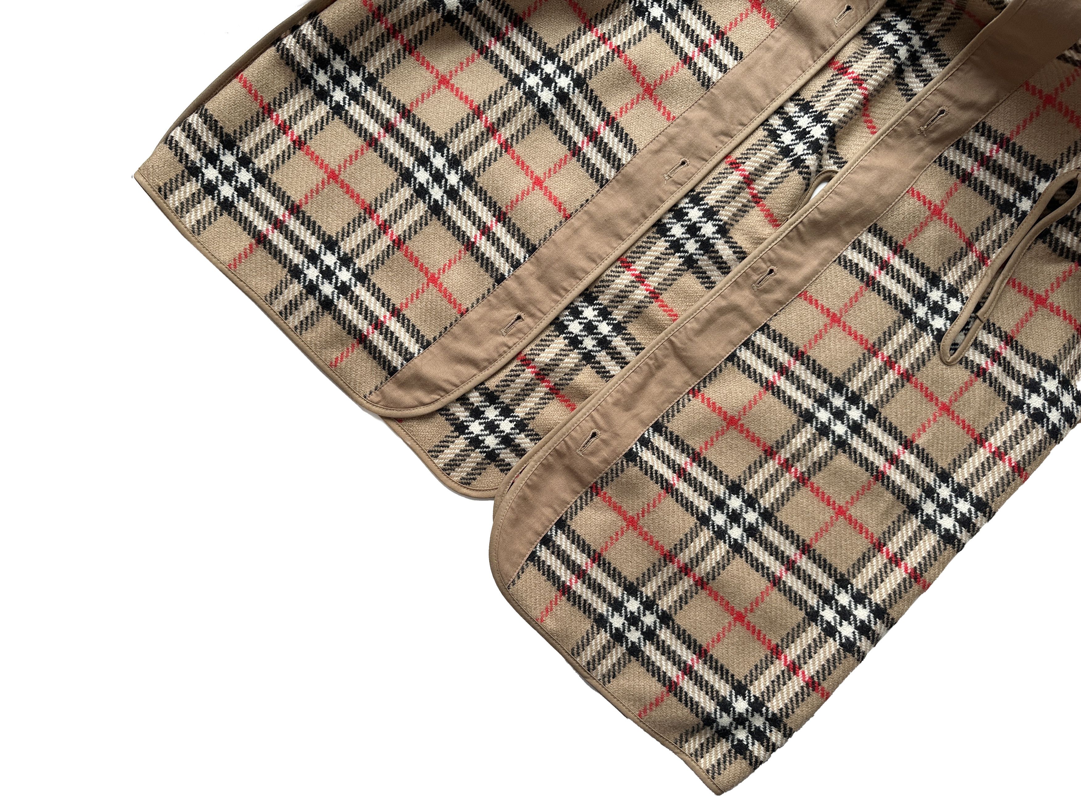 Burberry Burberry's Vintage camel check trench liner Size US M / EU 48-50 / 2 - 7 Thumbnail