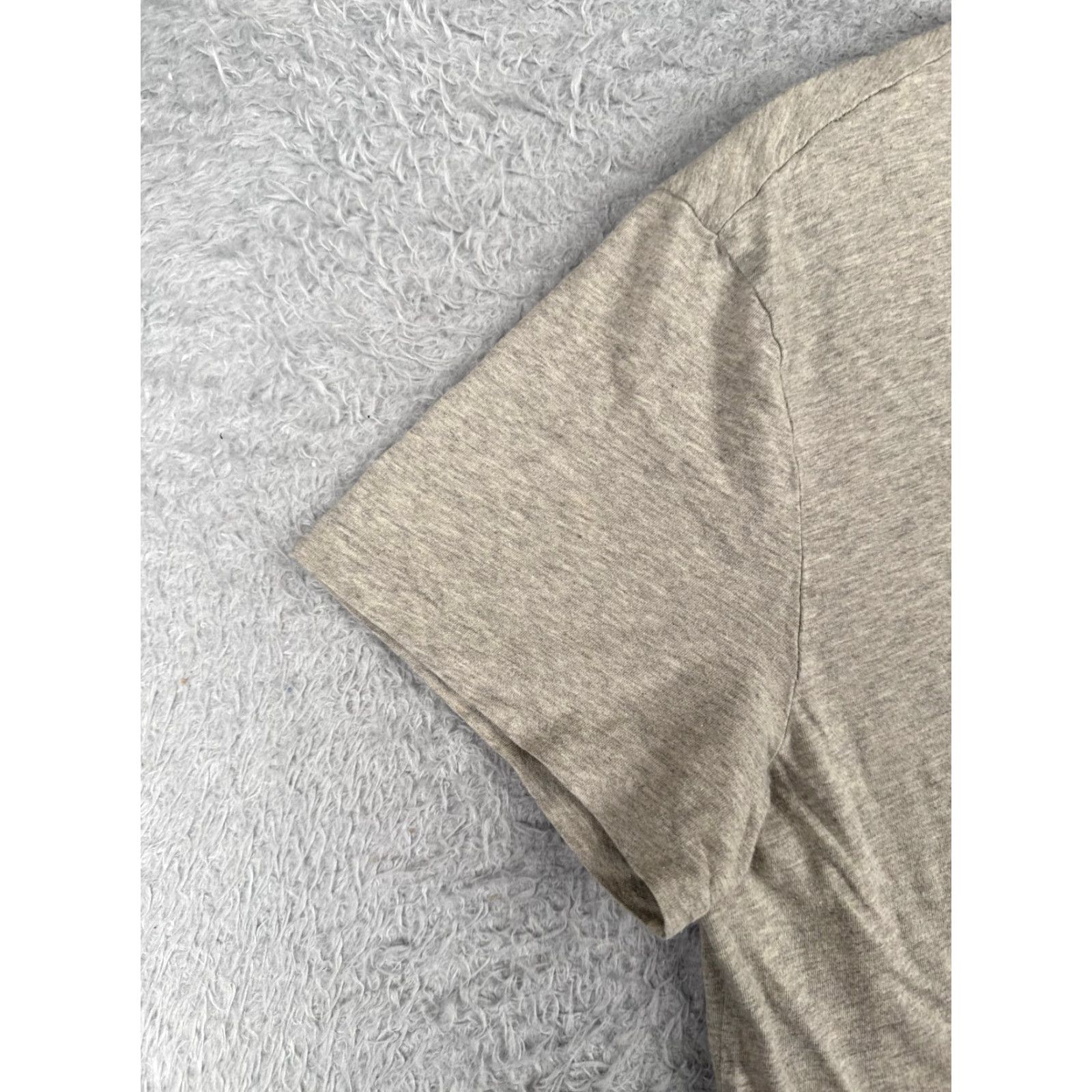 Ralph Lauren Ralph Lauren Shirt Men Large Gray Crew Neck Short Sleeve Solid Logo All Seasons Mens Size US L / EU 52-54 / 3 - 3 Thumbnail