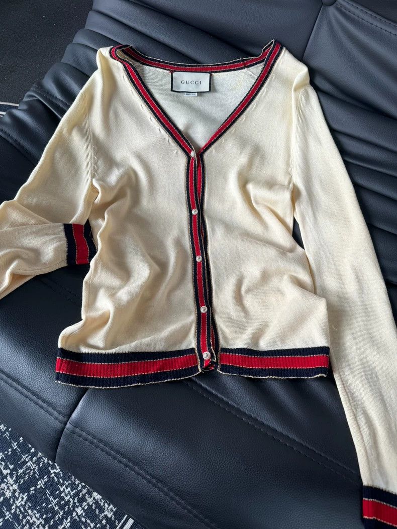Gucci GucciBeige sweater 2503-Nextarrow Size US XS / EU 42 / 0 - 1 Thumbnail