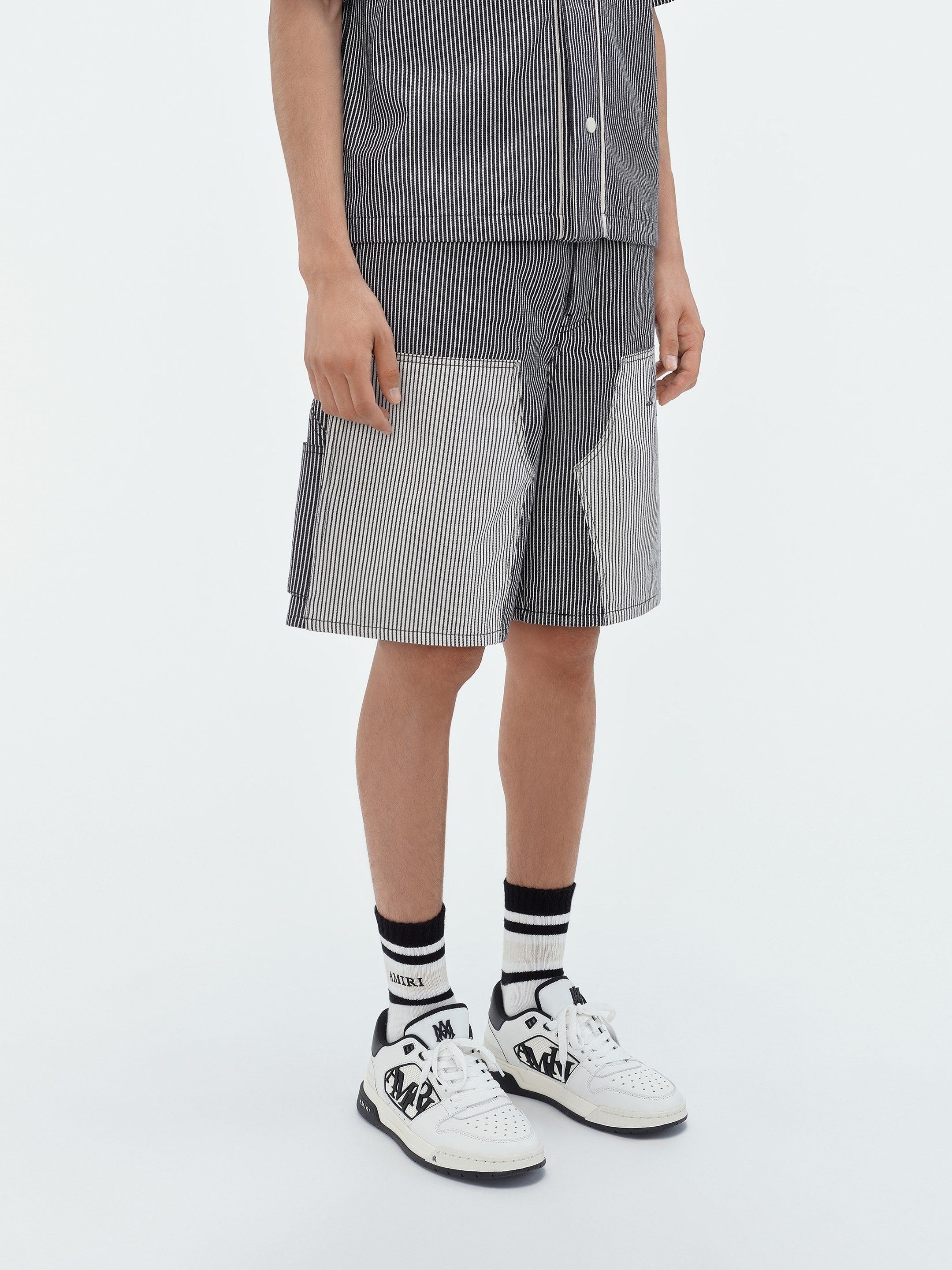 Amiri o1s1wg110425 Striped Denim Carpenter Short in Black/White Size US 32 / EU 48 - 5 Thumbnail