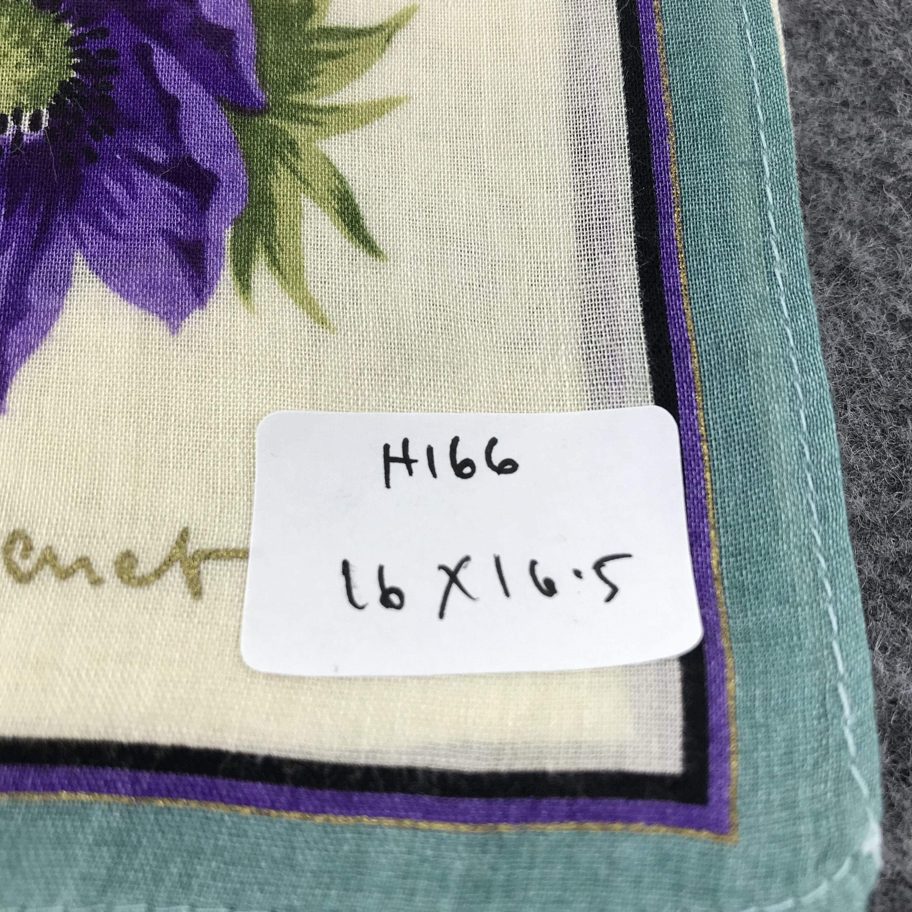 Vintage Philippe Venet Handkerchief Neckerchief Bandana H166 Size ONE SIZE - 8 Thumbnail