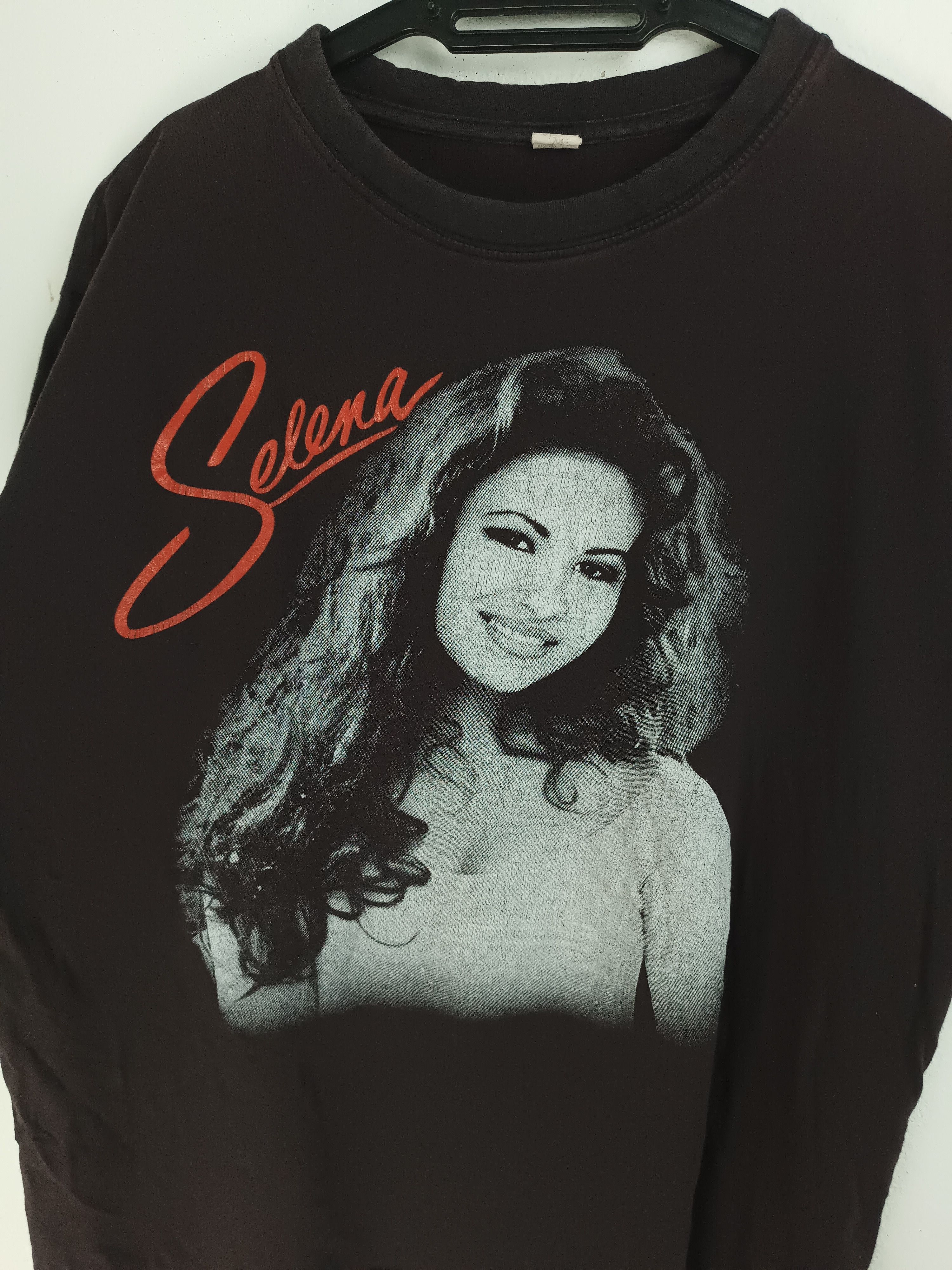 Vintage VINTAGE FADED SELENA QUEEN OF CUMBIA TEE VERY RARE Size US L / EU 52-54 / 3 - 8 Thumbnail