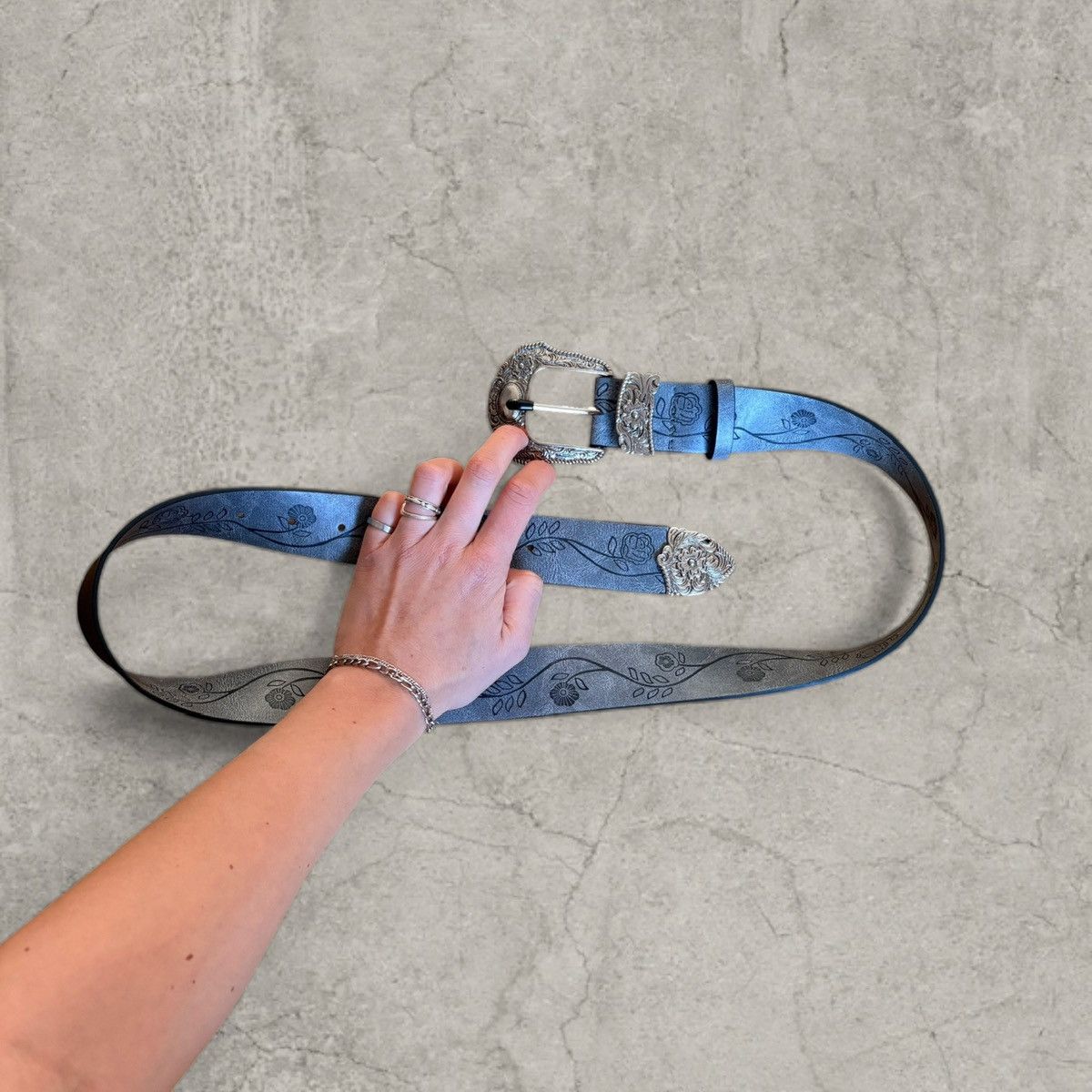 Japanese Brand Vintage style Western belt in grey print, silver. One size Size ONE SIZE - 3 Thumbnail