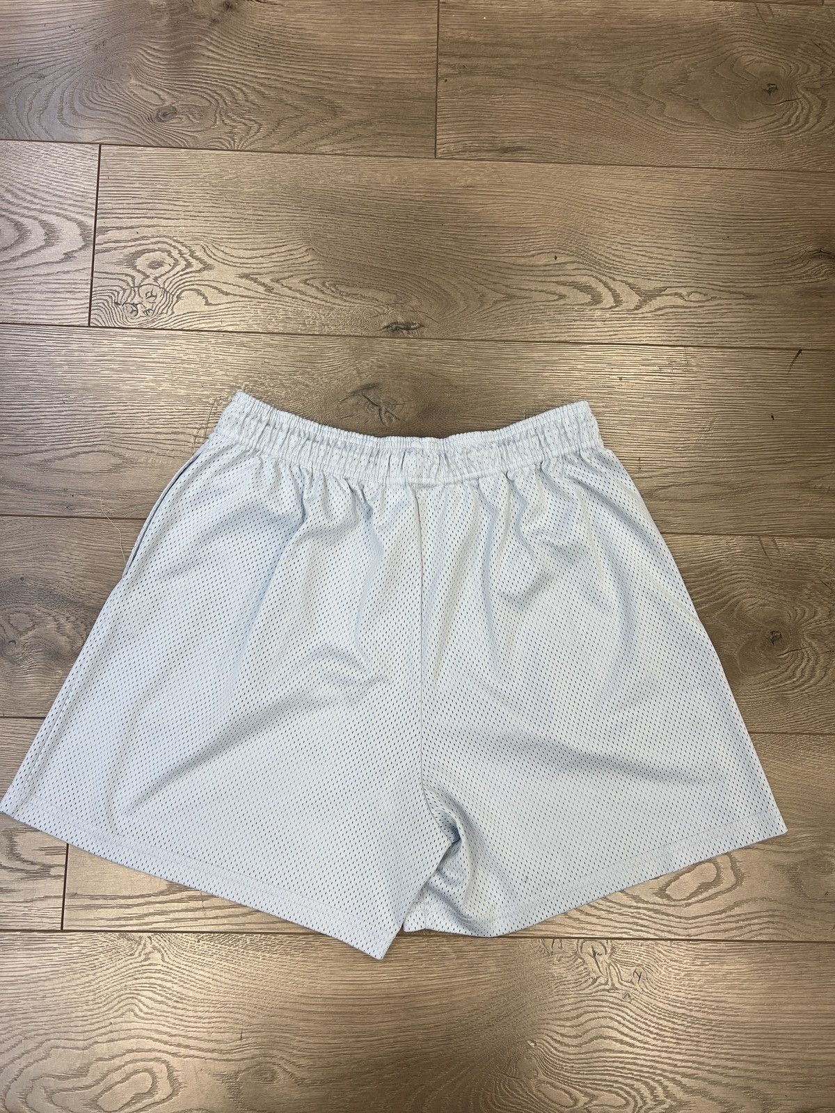 Eric Emanuel Eric Emanuel Basic Shorts Baby Blue Pink Size US 36 / EU 52 - 2 Thumbnail
