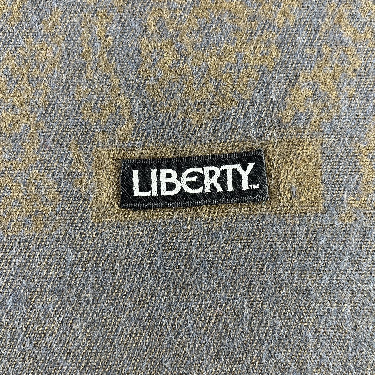 Liberty Liberty Scarf / Muffler / Neckwear T1430 Size ONE SIZE - 5 Thumbnail