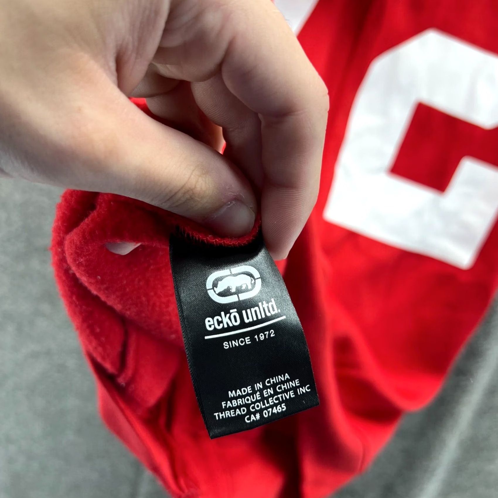 Vintage VINTAGE Ecko Untld Hoodie Mens M Red Full Zip Sleeveless Fleece Y2K Jacket Sweat Size US M / EU 48-50 / 2 - 5 Thumbnail