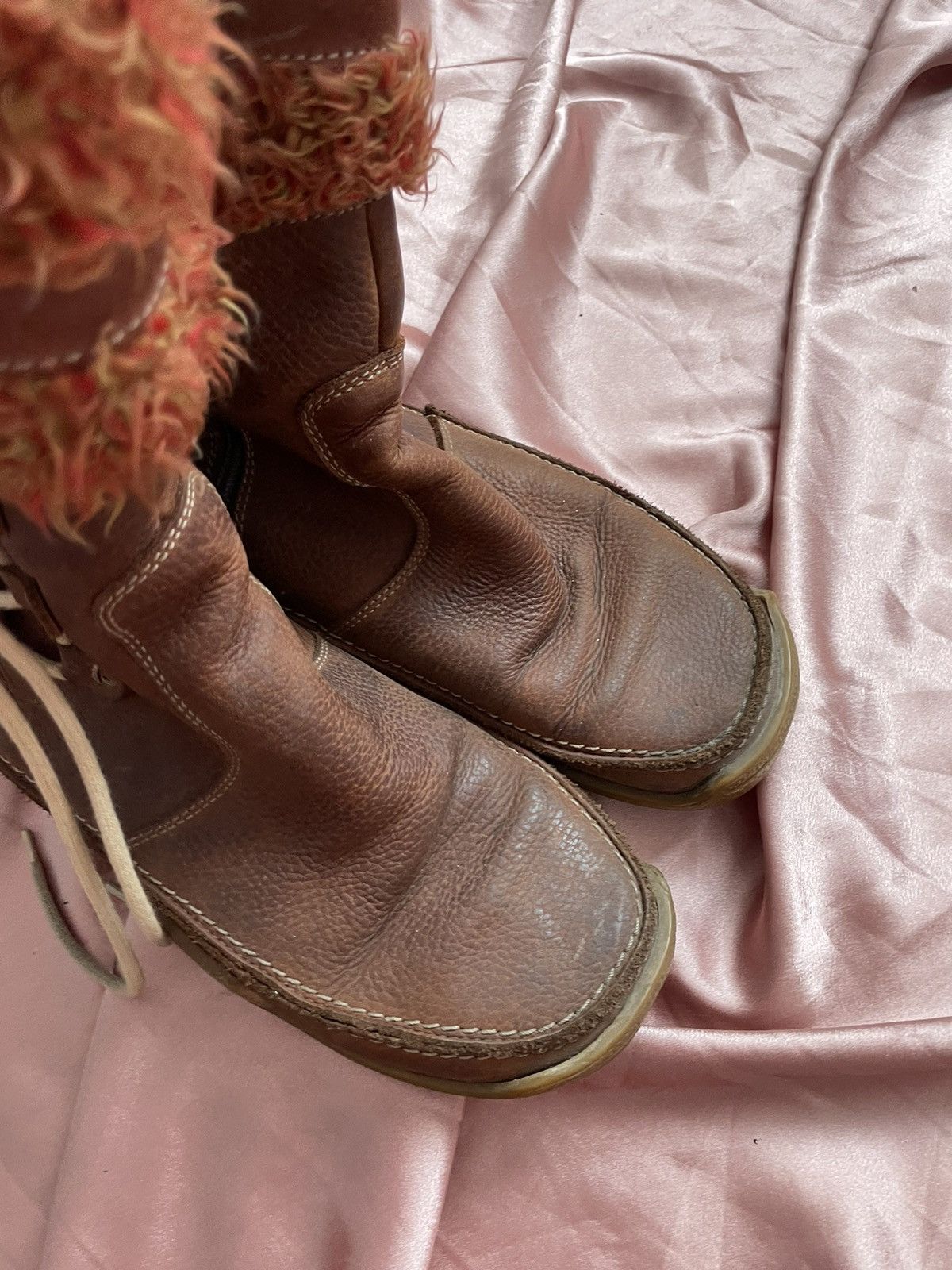 Vintage 00’s boots Size US 9 / IT 39 - 11 Thumbnail