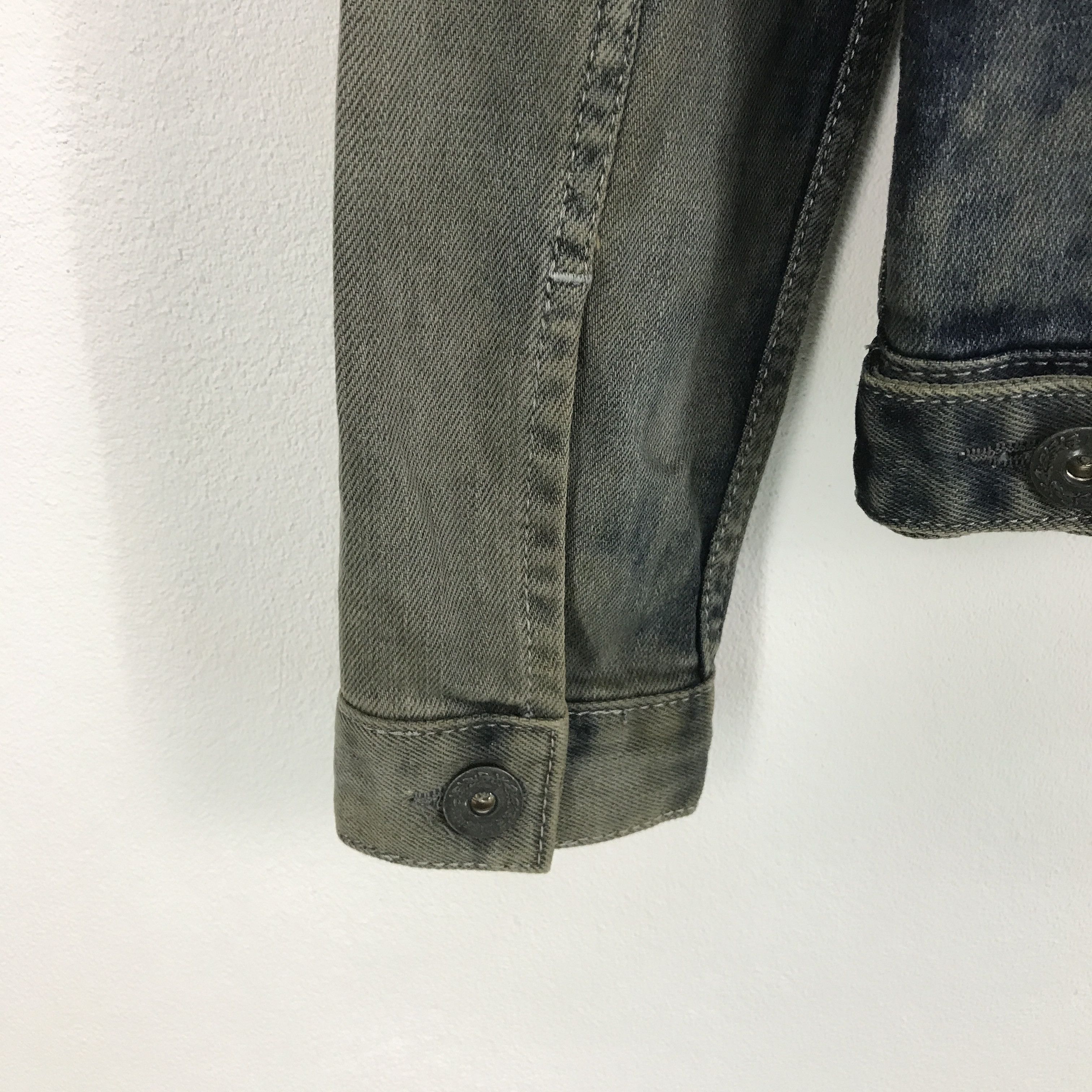 Japanese Brand Diggitty Denim Faded style button jean jacket Size US M / EU 48-50 / 2 - 6 Thumbnail