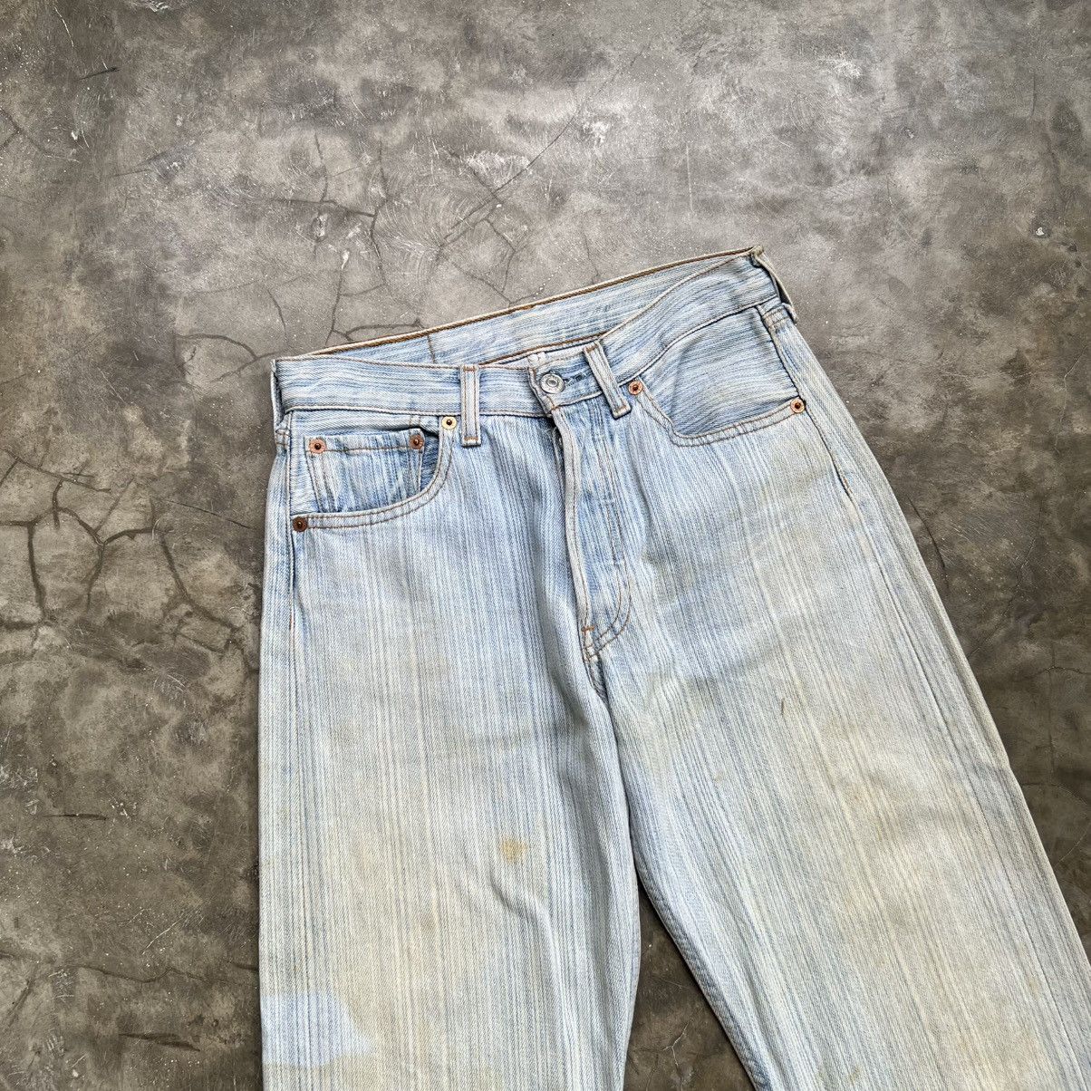 Levi's Vintage Levi’s Light Wash Fade Straight Fit Jeans Size US 27 - 3 Thumbnail