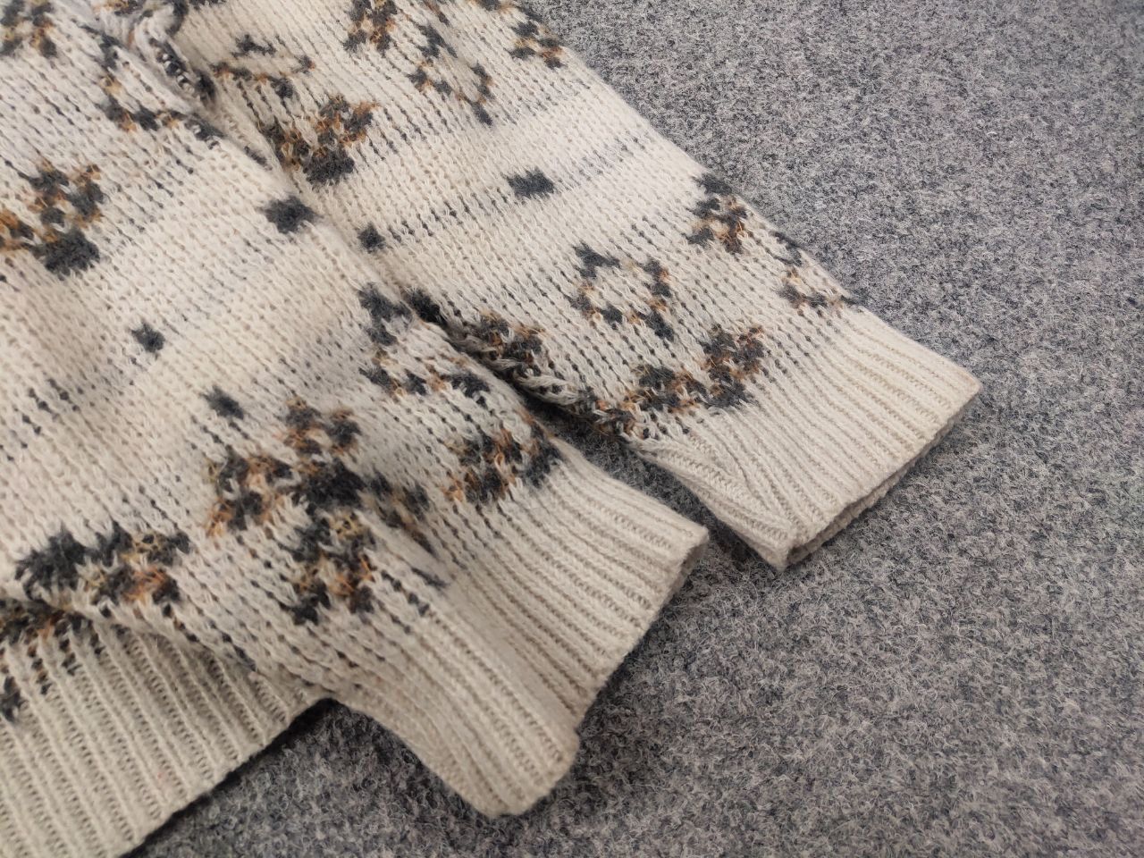 Arrow Arrow Vintage 70's Wool blend Pattern Knit Sweater USA Made Size US S / EU 44-46 / 1 - 11 Thumbnail