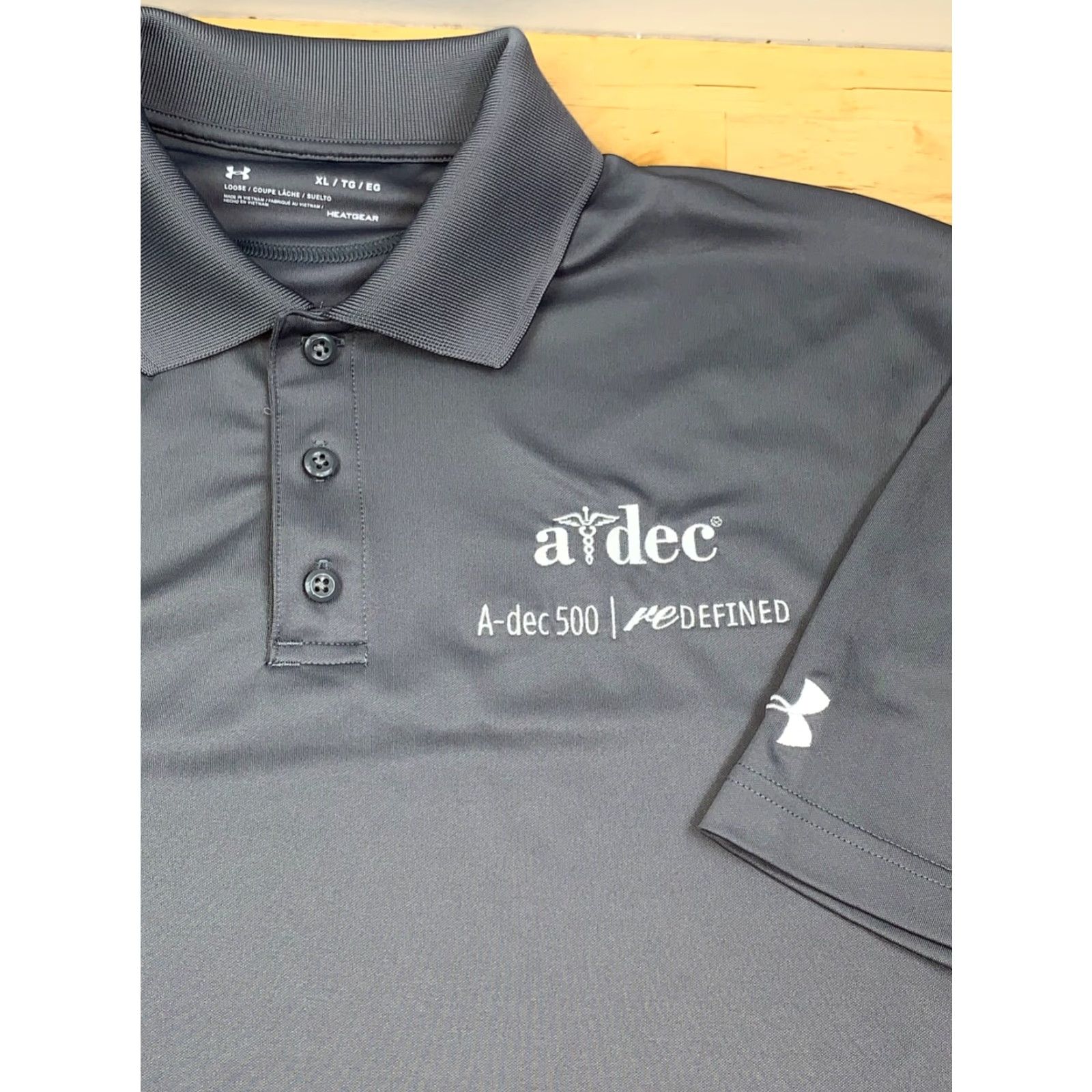 Under Armour Under Armour HeatGear Polo Shirt XL Gray Performance Stretch Men Short Sleeve Polo Size US XL / EU 56 / 4 - 4 Thumbnail