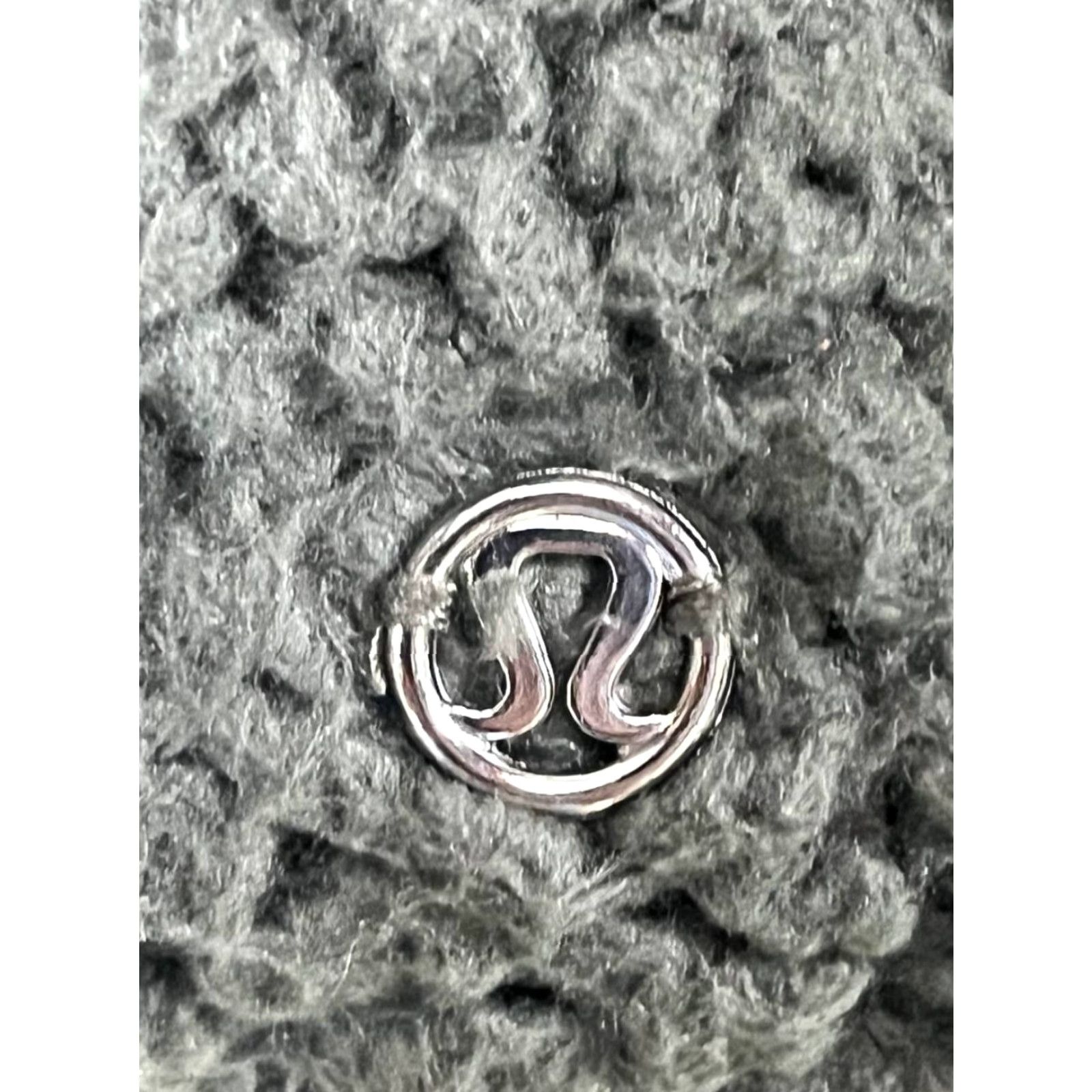 Lululemon LULULEMON Sweatshirt Pullover Women M/L Fleece Kangaroo Pocket Dark Olive Green Warmth Restore Size M / US 6-8 / IT 42-44 - 6 Thumbnail