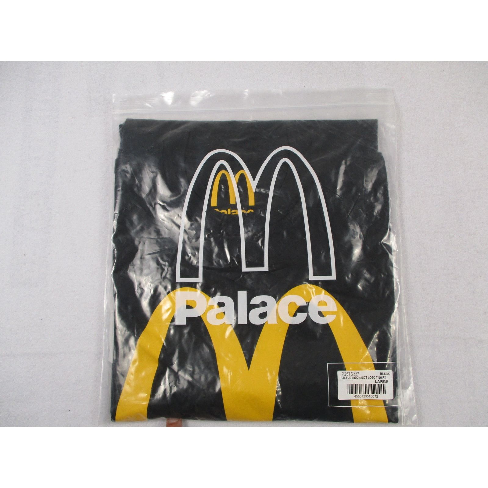 Palace Palace x McDonald's Logo T-Shirt – Black Large New 1264-1271 Size US L / EU 52-54 / 3 - 8 Thumbnail