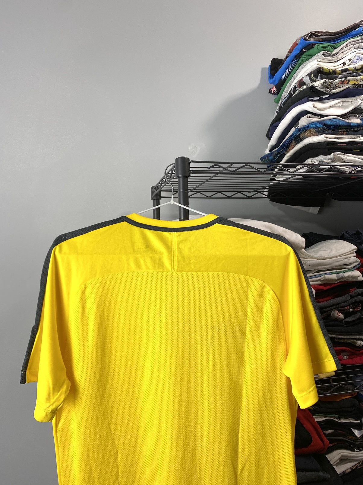 Nike Nike x EA Sports Soccer Jersey T Shirt Game Cyber Size US M / EU 48-50 / 2 - 6 Thumbnail