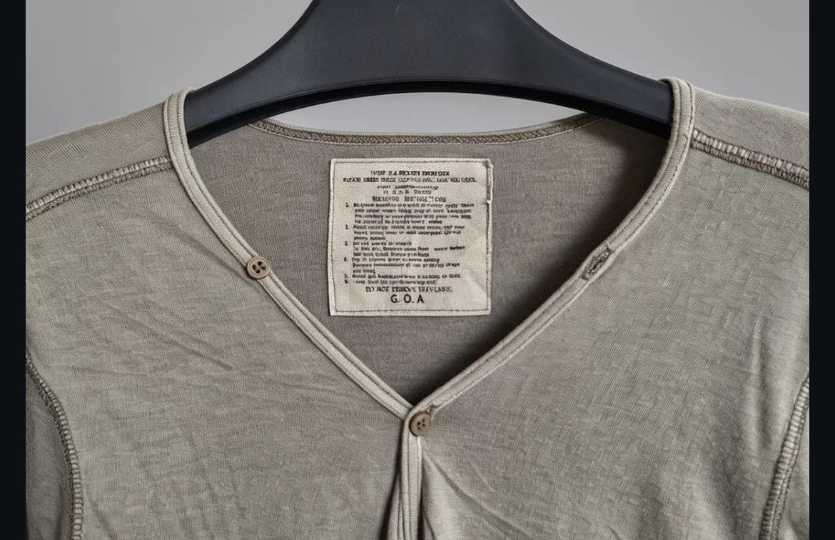 GOA 2000s GOA Distressed Button Knit Cardigan Size US XS / EU 42 / 0 - 3 Thumbnail
