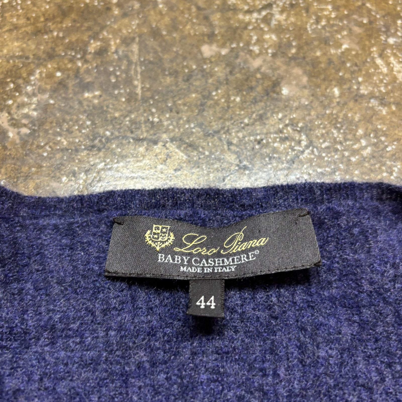 Loro Piana Loro Piana Baby Cashmere 1/4 Button Sweater Women's 44 Size M / US 6-8 / IT 42-44 - 4 Thumbnail