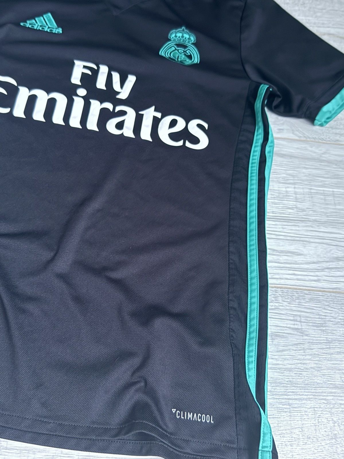 Adidas Real Madrid 2017/18 Away Jersey Adidas Fly Emirate shirt Size US XS / EU 42 / 0 - 3 Thumbnail
