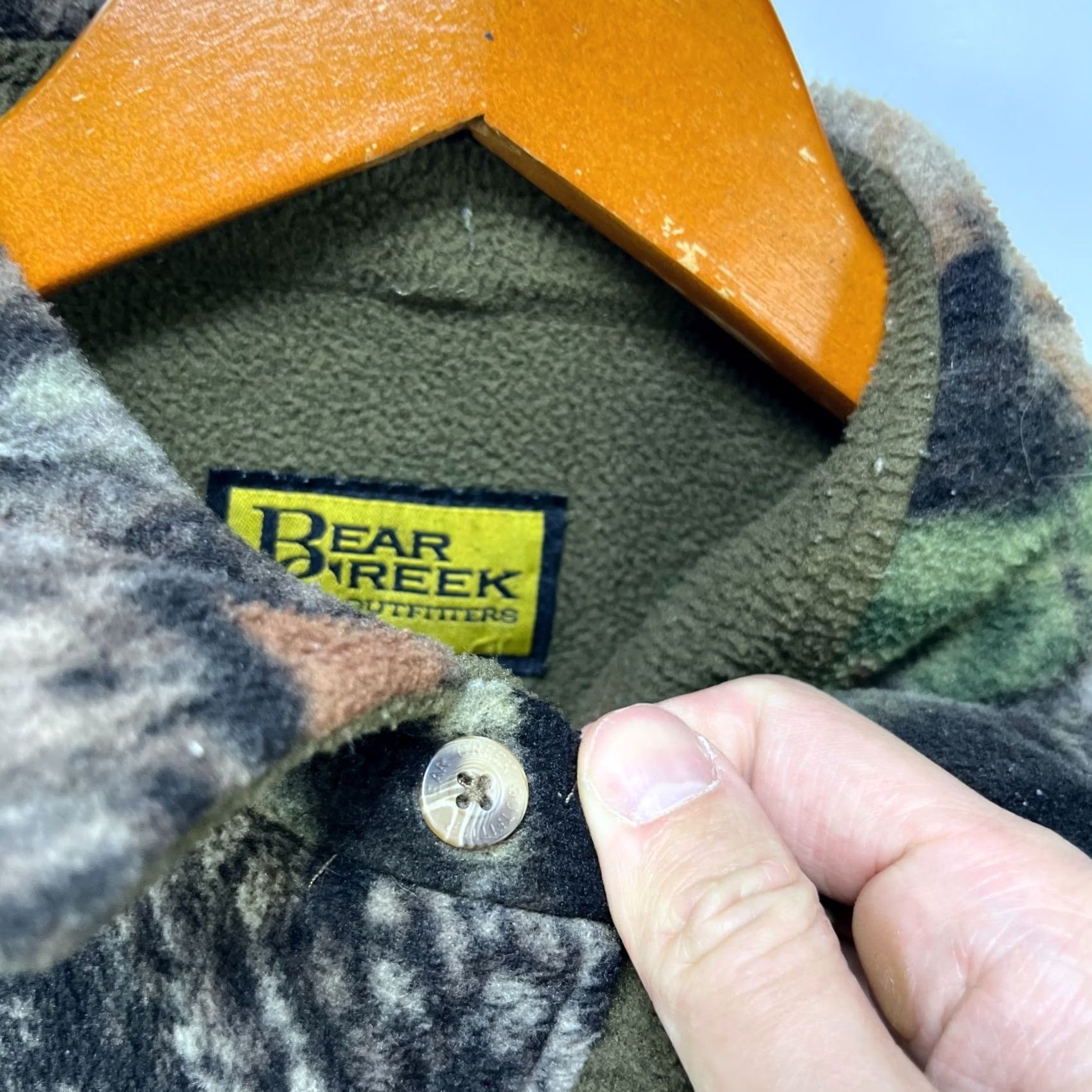 Vintage VINTAGE Real Tree Camo Fleece Button Up Sweater L Mens Green 90s Hunting Christmas Not Specified Size US L / EU 52-54 / 3 - 5 Thumbnail