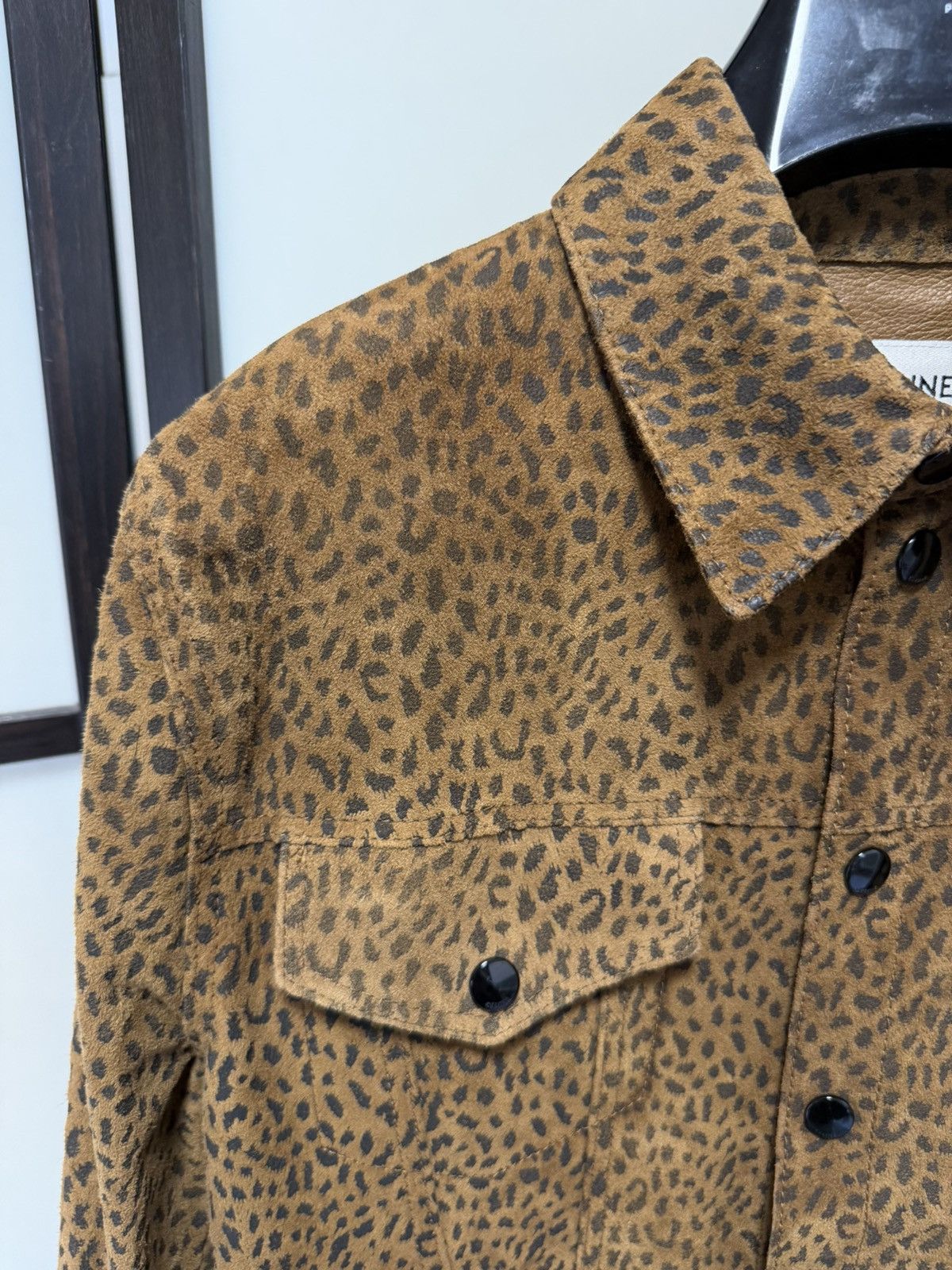 Celine × Hedi Slimane RARE - FW20 Leopard Print Suede Trucker Jacket Size US S / EU 44-46 / 1 - 5 Thumbnail