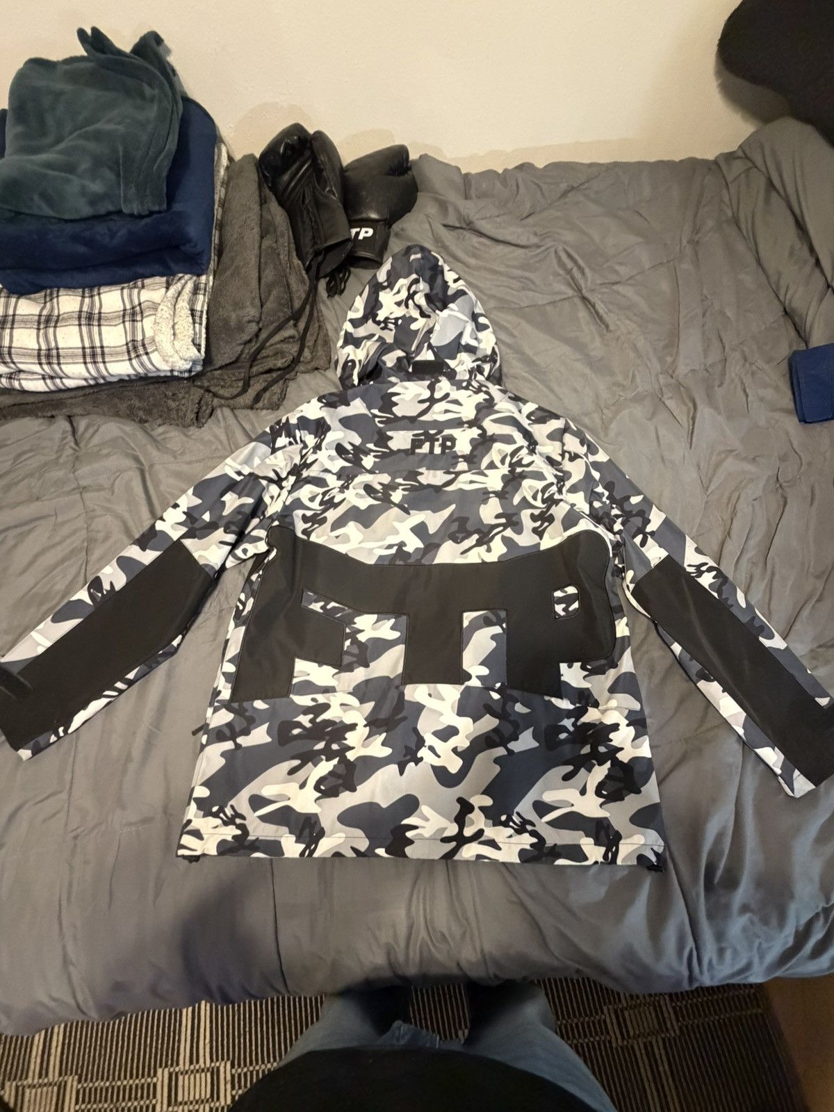 Fuck The Population FTP F-Tec Size US M / EU 48-50 / 2 - 2 Thumbnail