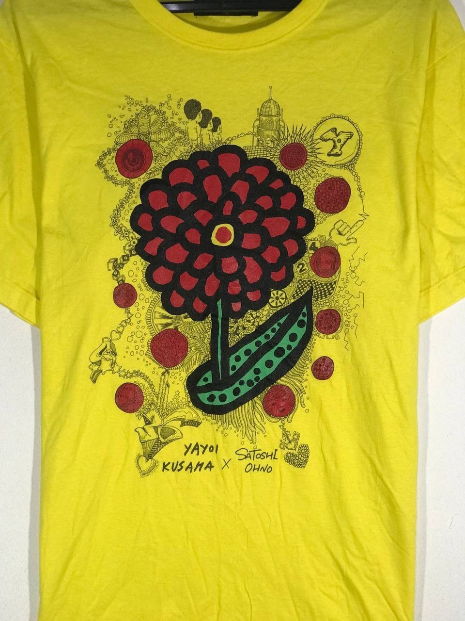 Anime Vintage yayai kusama satoshi ohno 24 hours television Size US L / EU 52-54 / 3 - 3 Thumbnail