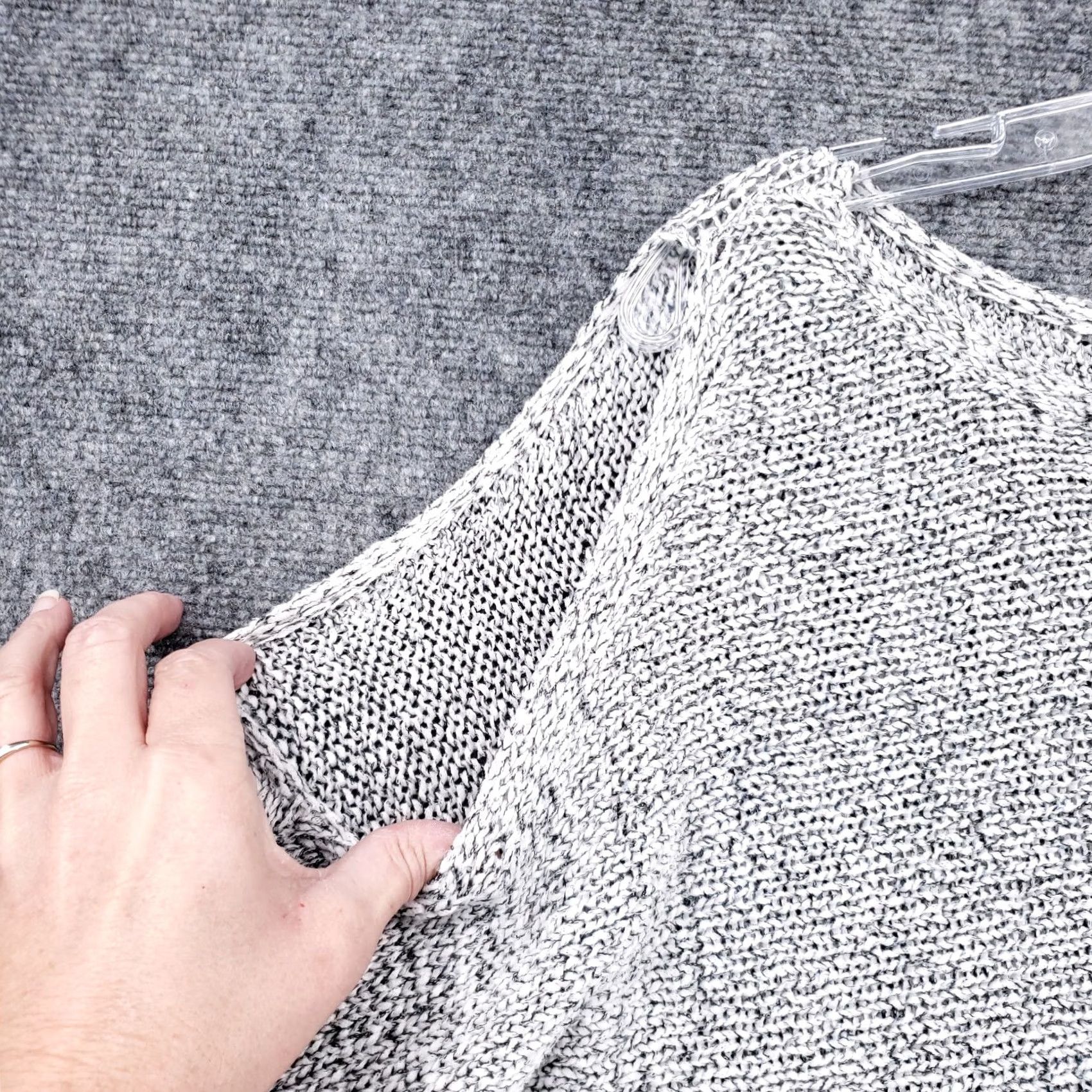 Loft LOFT Sweater Womens S Small Gray Short Sleeve Tunic Cold Shoulder Round Neck Size S / US 4 / IT 40 - 5 Thumbnail