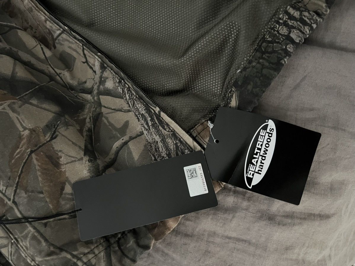 Supreme × Umbro Size Medium Supreme X Umbro Ripstop Track Jacket Camo Size US M / EU 48-50 / 2 - 10 Thumbnail
