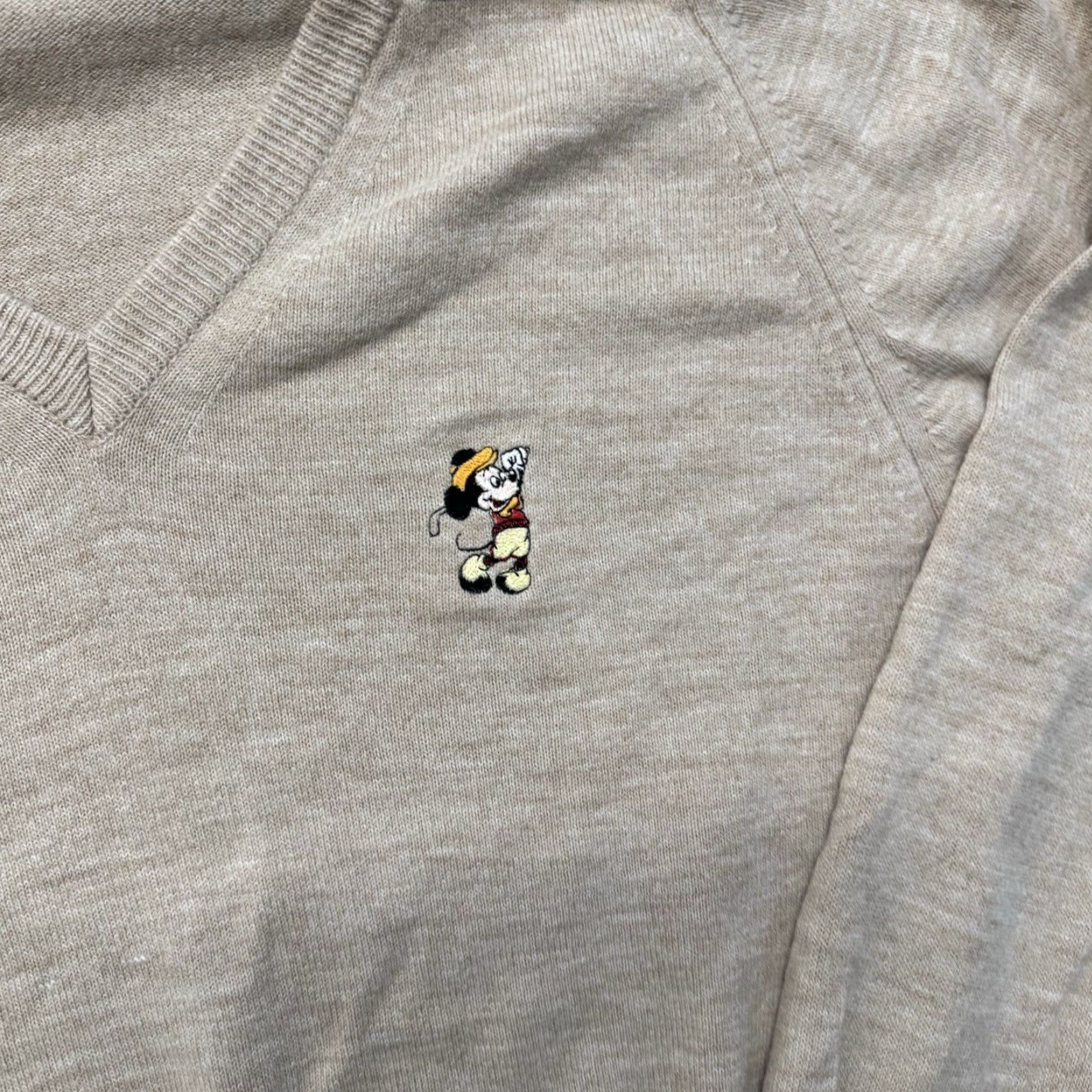 Vintage VINTAGE Disney Golf Mickey Mouse Knit V Neck Sweater USA Made M Orlon 70s Size US M / EU 48-50 / 2 - 4 Thumbnail