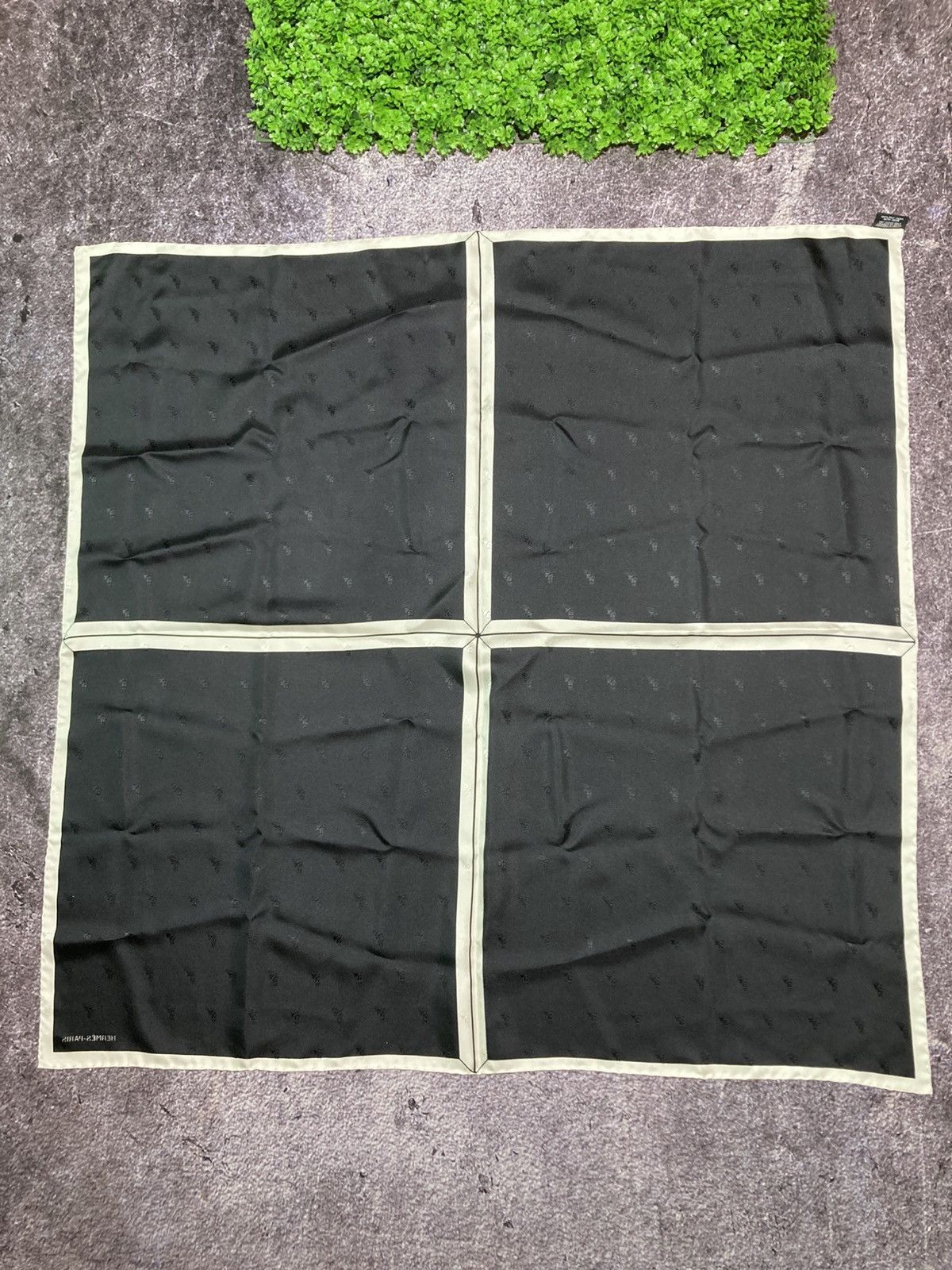 Hermes Hermes Paris Scarf 100% Silk Jacquard Logo Black France Size ONE SIZE - 8 Thumbnail