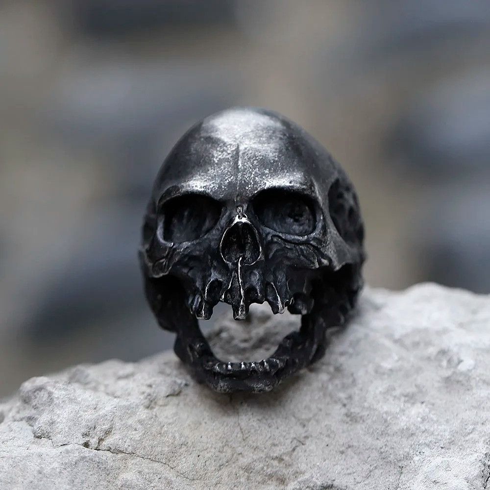 Jewelry Black Large Skull Ring Size ONE SIZE - 3 Thumbnail