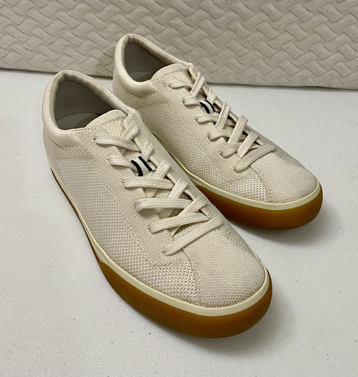Rothy's Rothy's The Lace Up Sneakers Women's 9 US Blond Knit 9 US Size US 9 / IT 39 - 17 Thumbnail