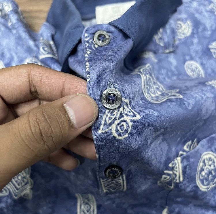 Givenchy Polo Shirt Full Print Givenchy Size US M / EU 48-50 / 2 - 3 Thumbnail