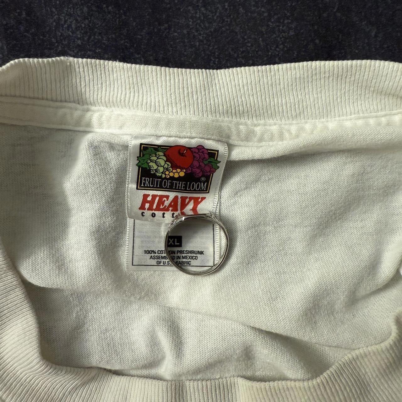 Fruit Of The Loom Vintage 2000 Earth Day 2K T-shirt on a Fruit of the loom tag Size US XL / EU 56 / 4 - 3 Thumbnail