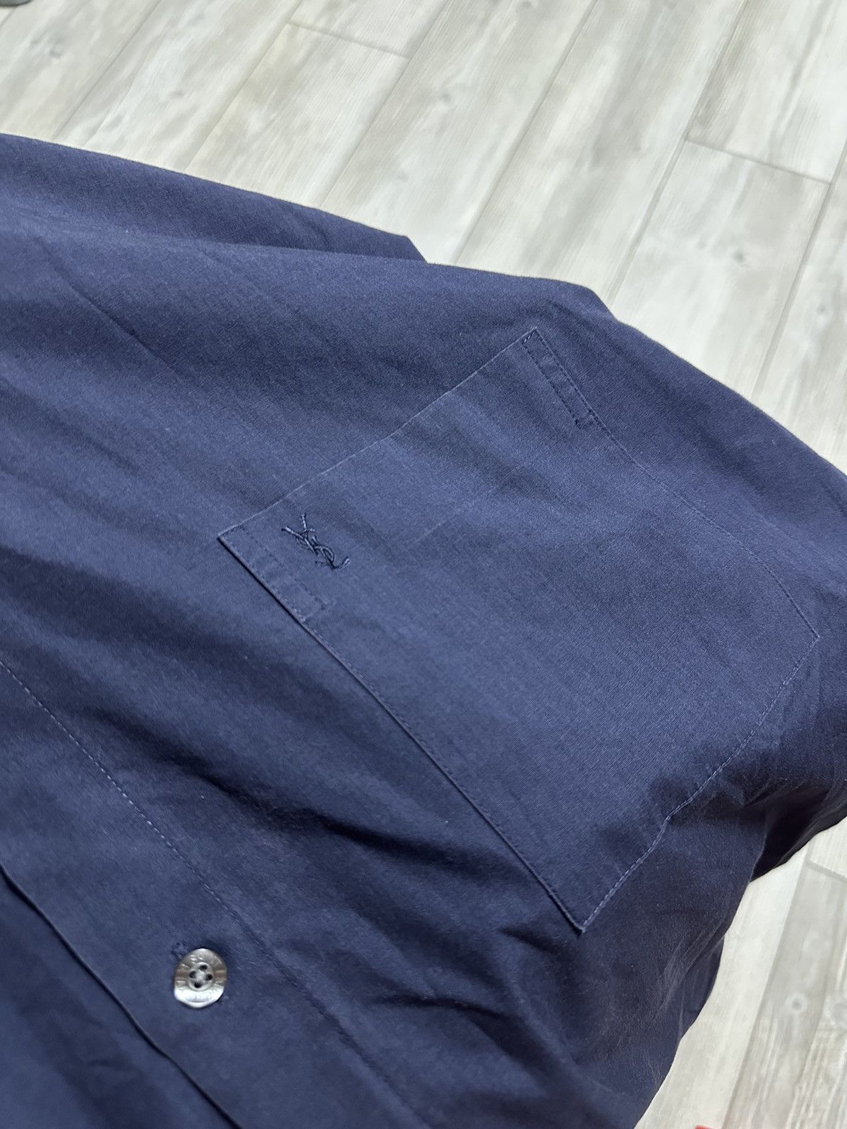 Yves Saint Laurent Vintage Yves Saint Laurent Blue Short Sleeve Shirt size XL Size US XL / EU 56 / 4 - 6 Thumbnail
