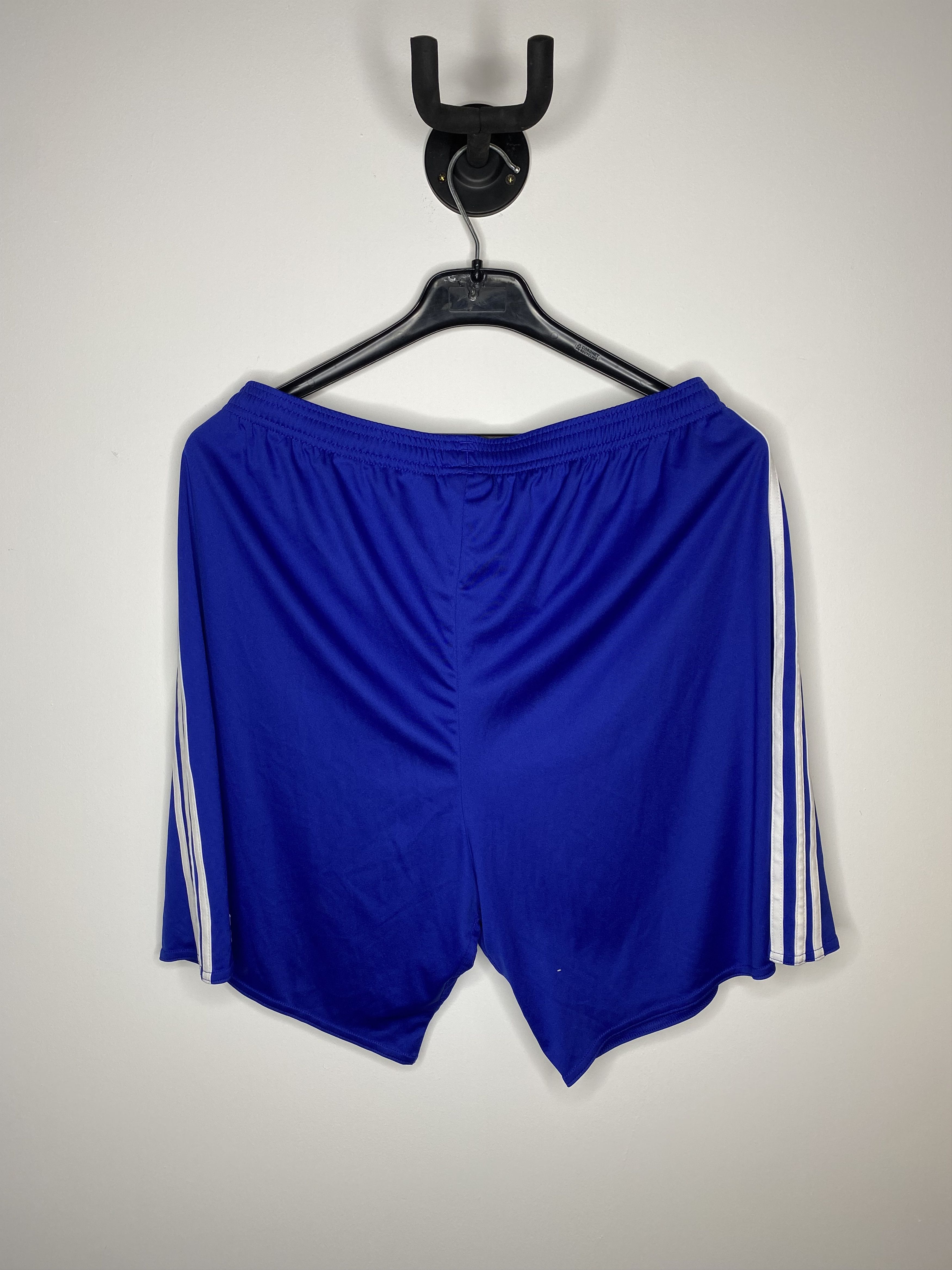 Adidas CHELSEA 2016 2017 HOME FOOTBALL SOCCER SHORTS ADIDAS Size US 32 / EU 48 - 2 Thumbnail