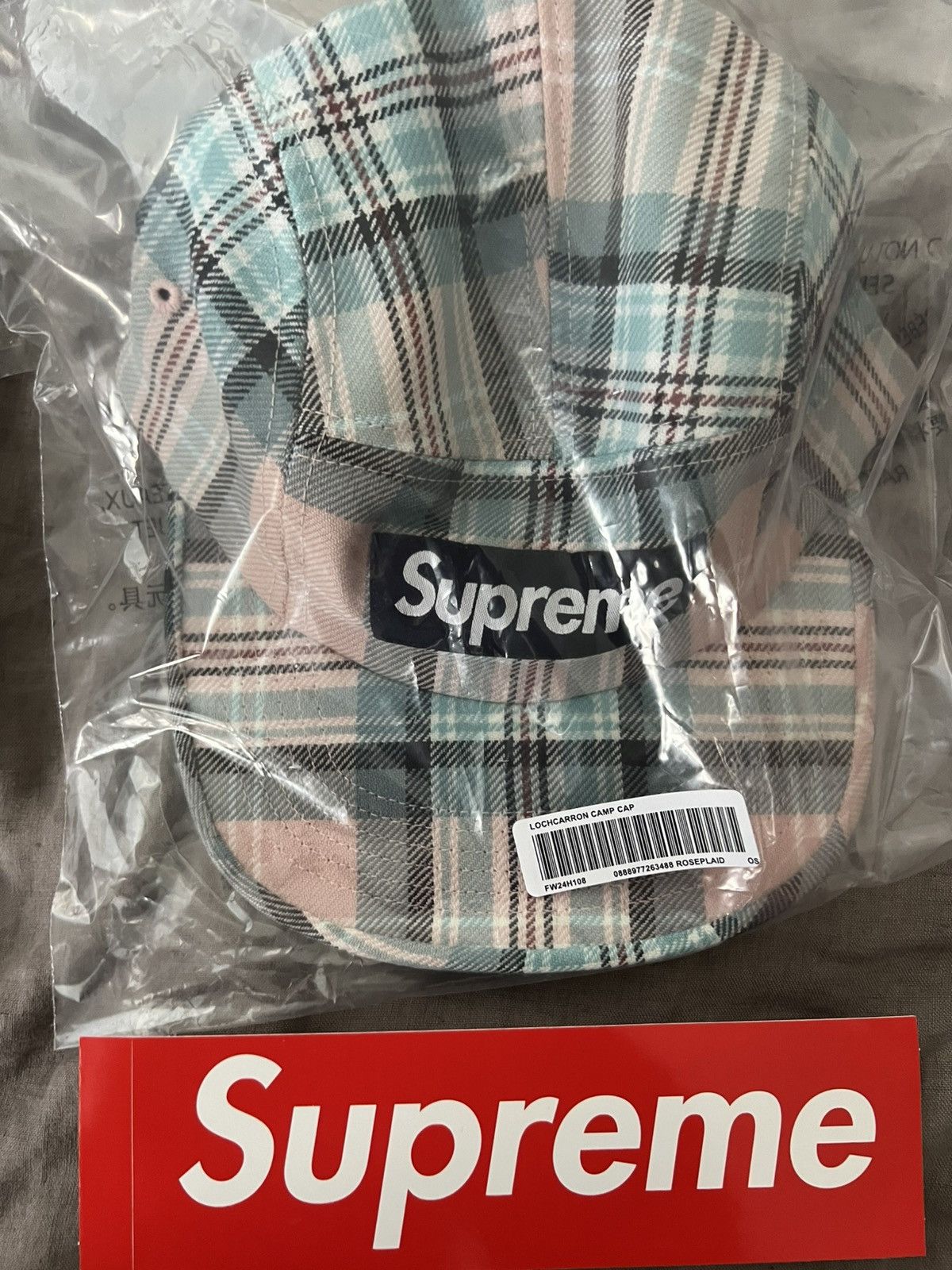 Supreme LOCHCARRON camp cap rose plaid