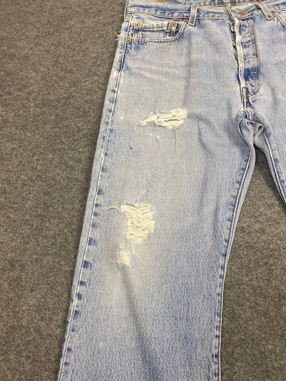 Levi's vintage levis 501 distressed denim nice design Size US 35 - 11 Thumbnail