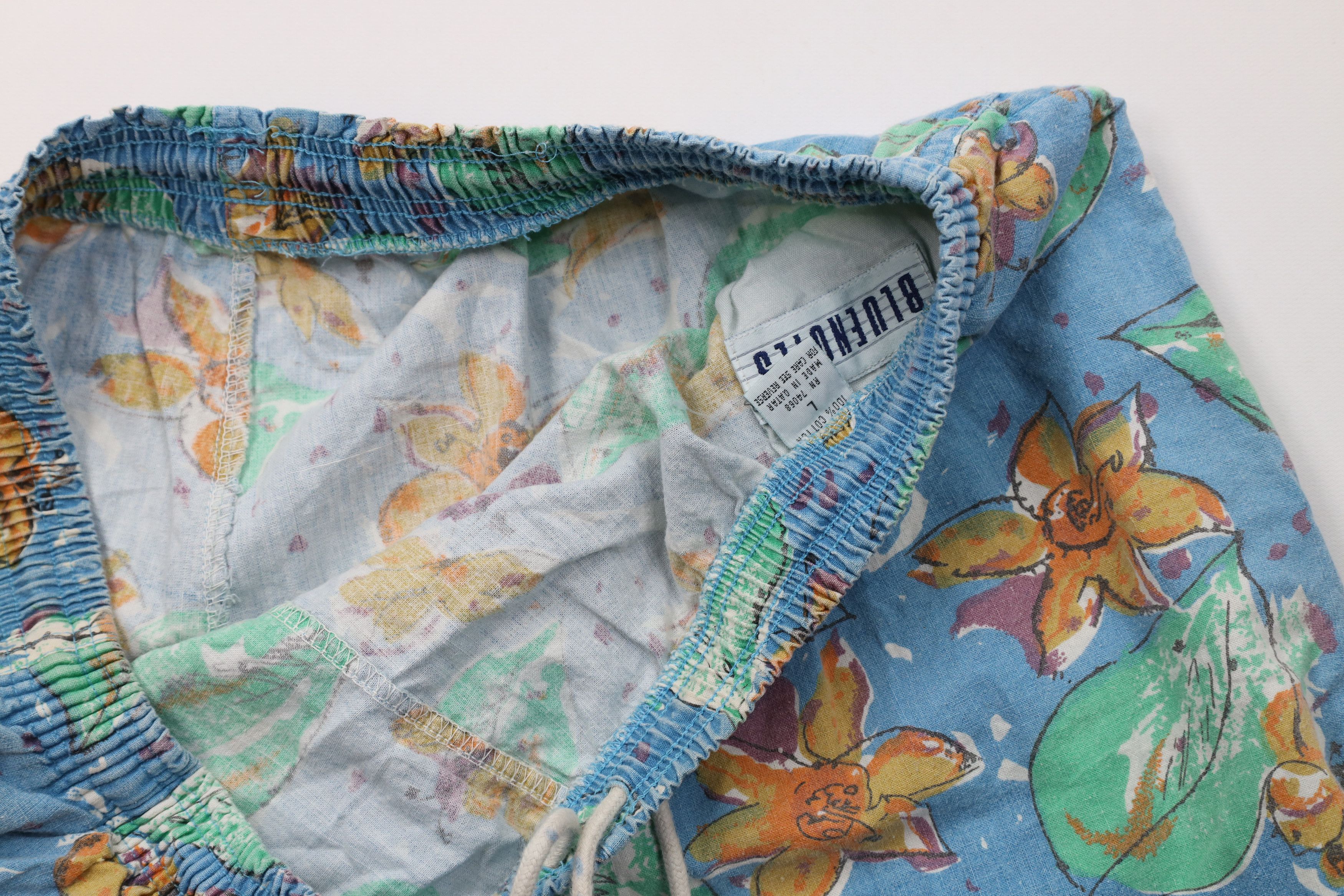 Vintage Vintage 90s Streetwear Above Knee Flower All Over Shorts Size US 34 / EU 50 - 7 Thumbnail