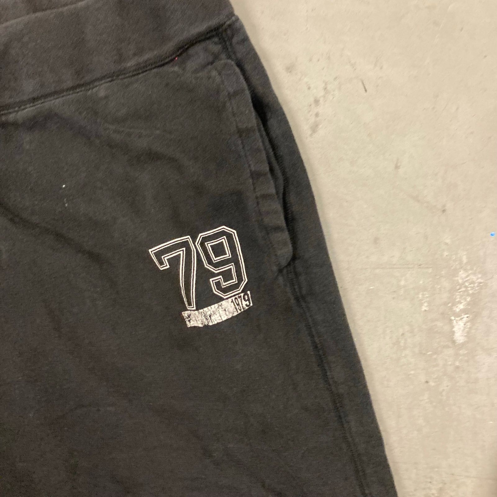 Old Navy Vintage Y2K old navy varsity sweatpants 38x28 Size US 38 / EU 54 - 5 Thumbnail
