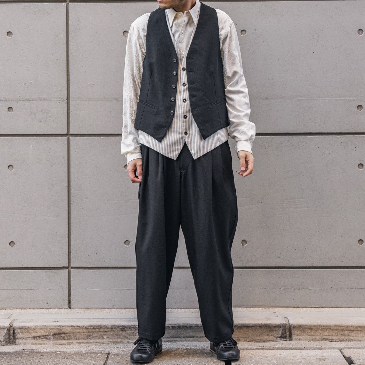 Yohji Yamamoto Yohji Yamamoto Pour Homme - Wool Gabardine SIDE TAPED PANTS Size US 30 / EU 46 - 1 Thumbnail
