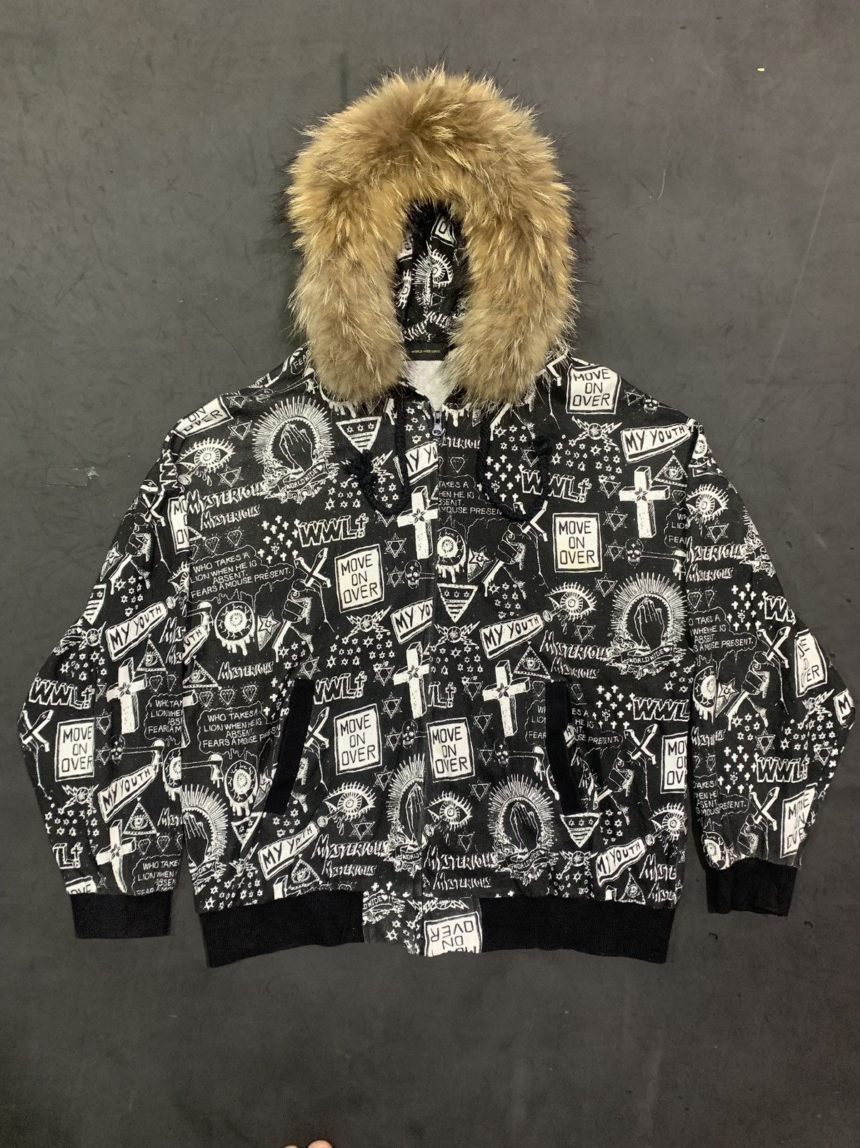Japanese Brand 💸BINDINGOFFER💸World Wide Love furhoodie allover printed Size US L / EU 52-54 / 3 - 3 Thumbnail
