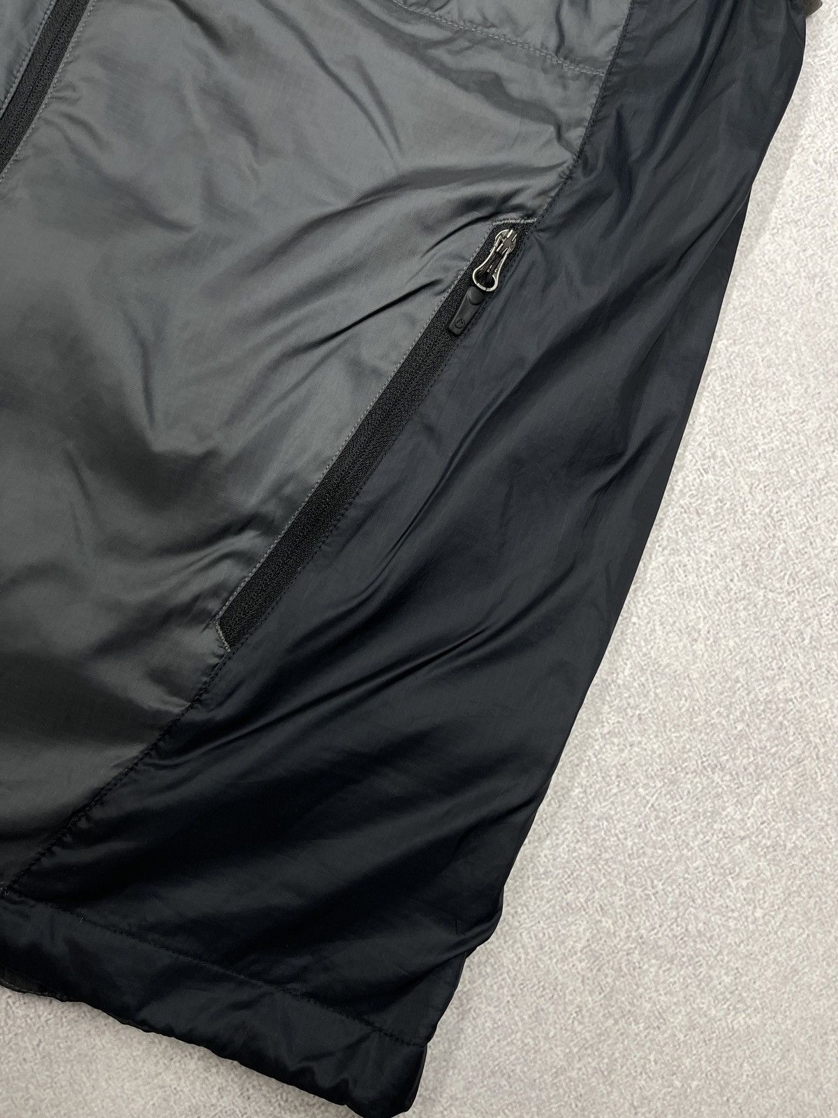 Marmot Mens Marmot Nylon Vest Grey Outdoor Gorpcore Size S Size US S / EU 44-46 / 1 - 10 Thumbnail